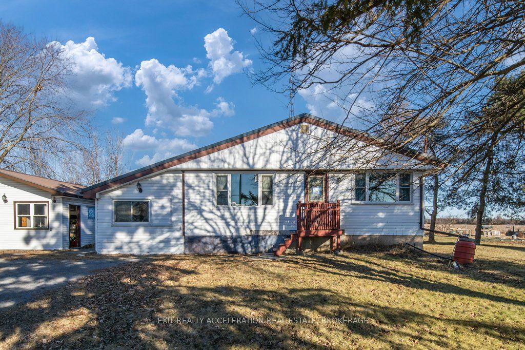 7151 County Road 2 Property Photo 1
