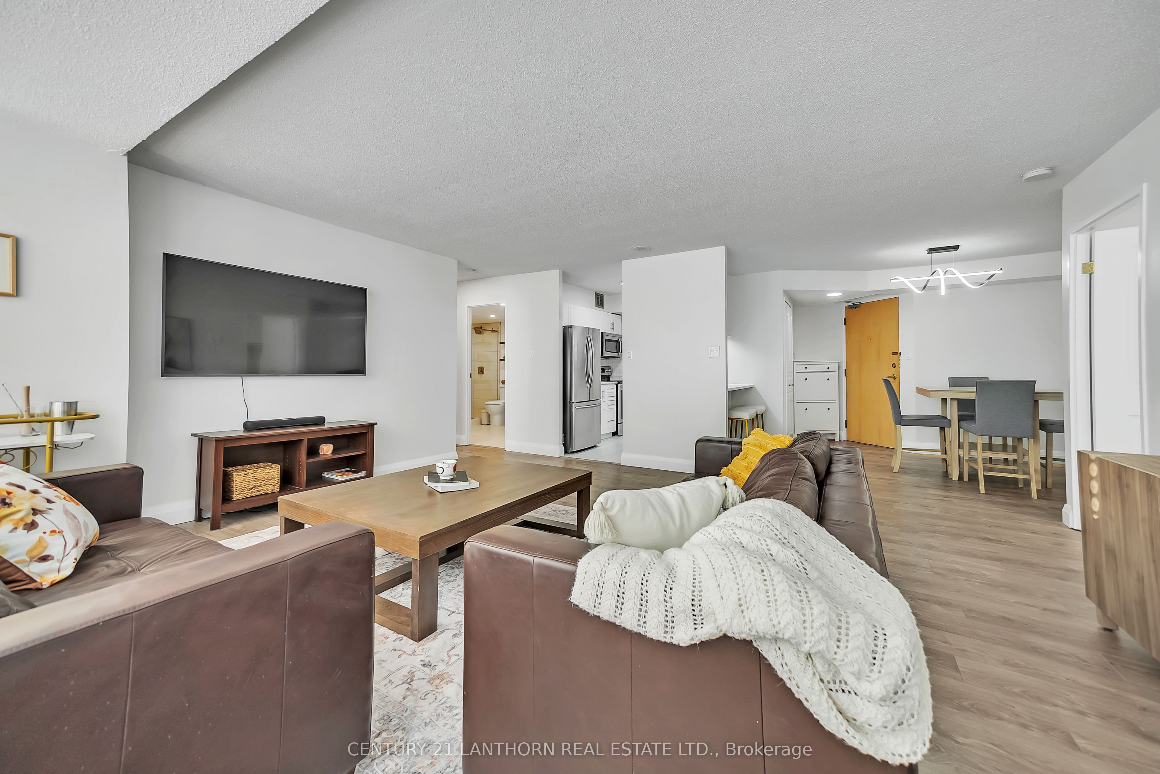 #205 - 350 Front Street Property Photo 11