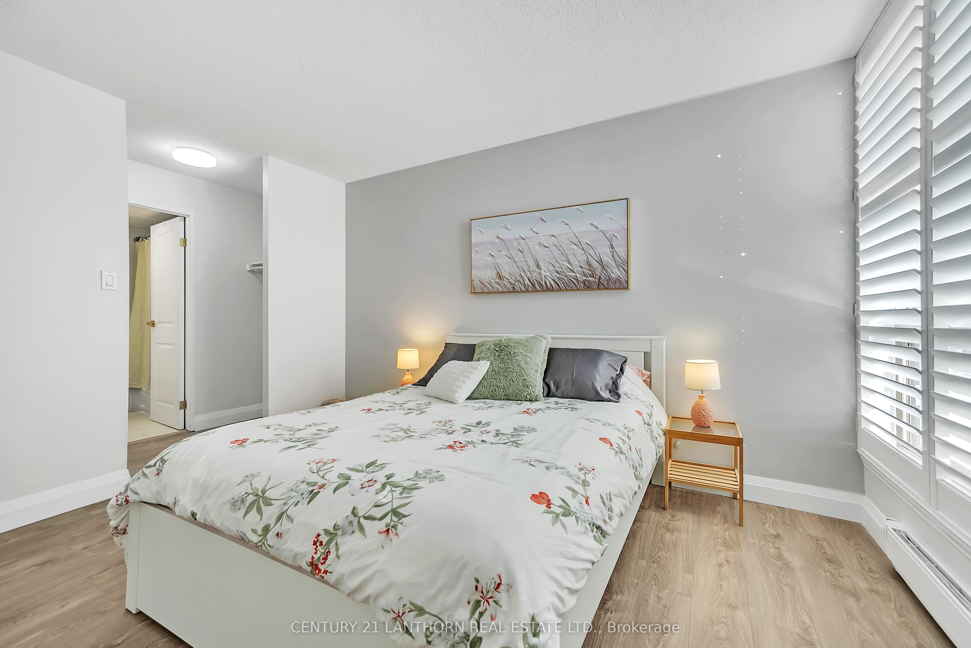#205 - 350 Front Street Property Photo 17