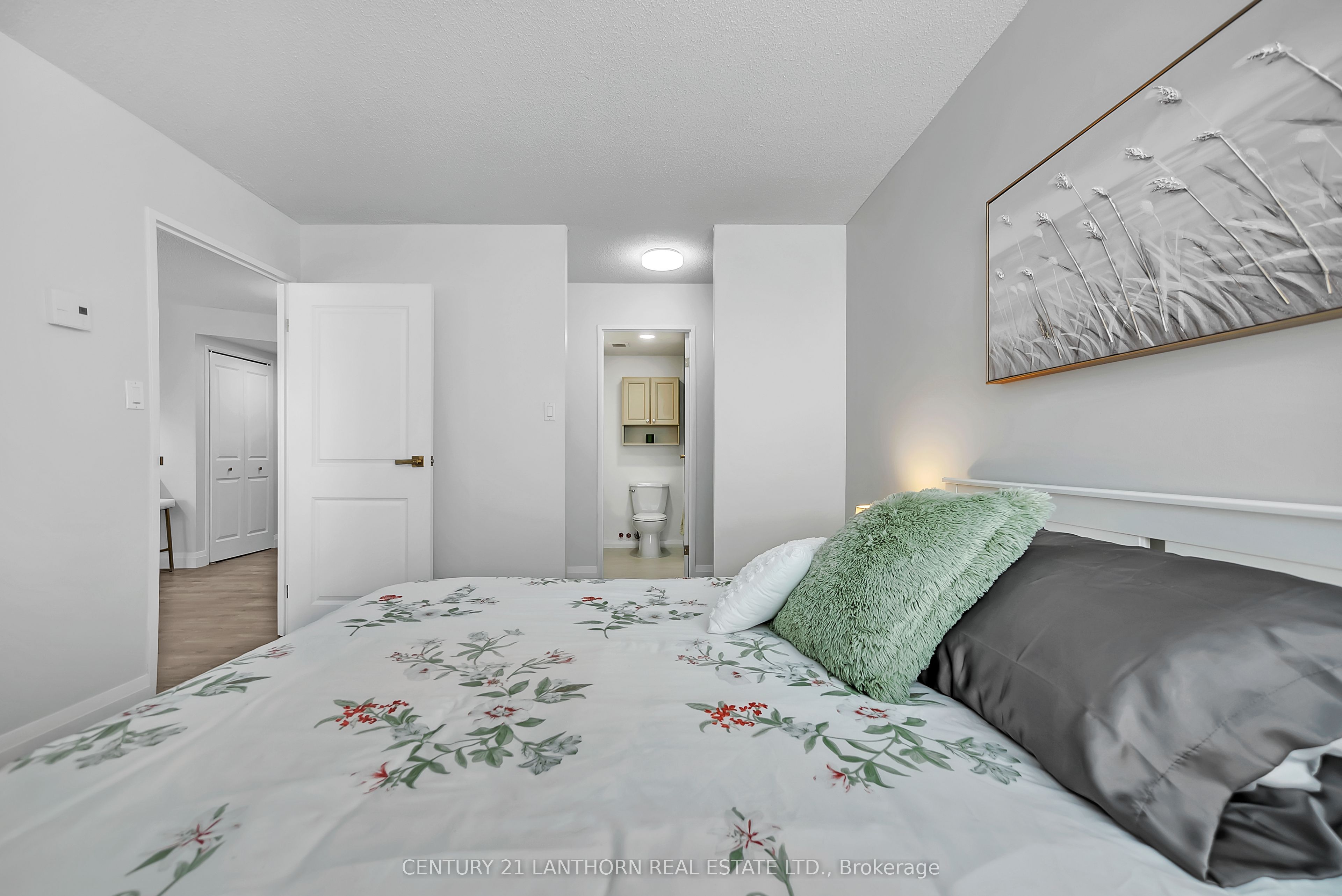 #205 - 350 Front Street Property Photo 18