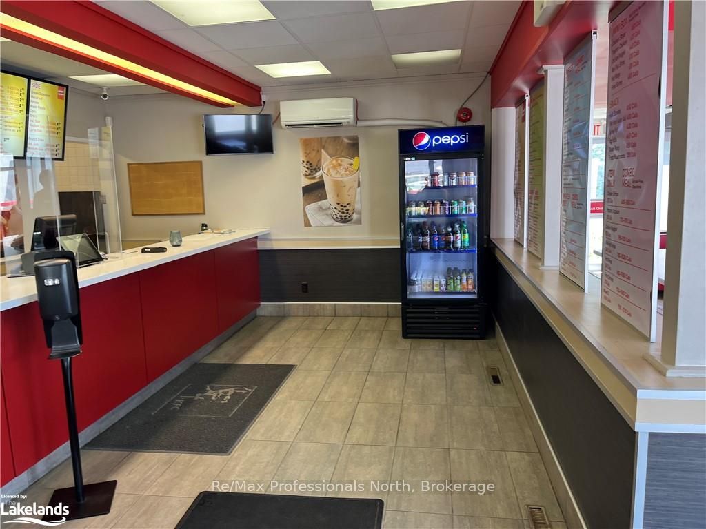 350 Winewood Avenue Property Photo 8