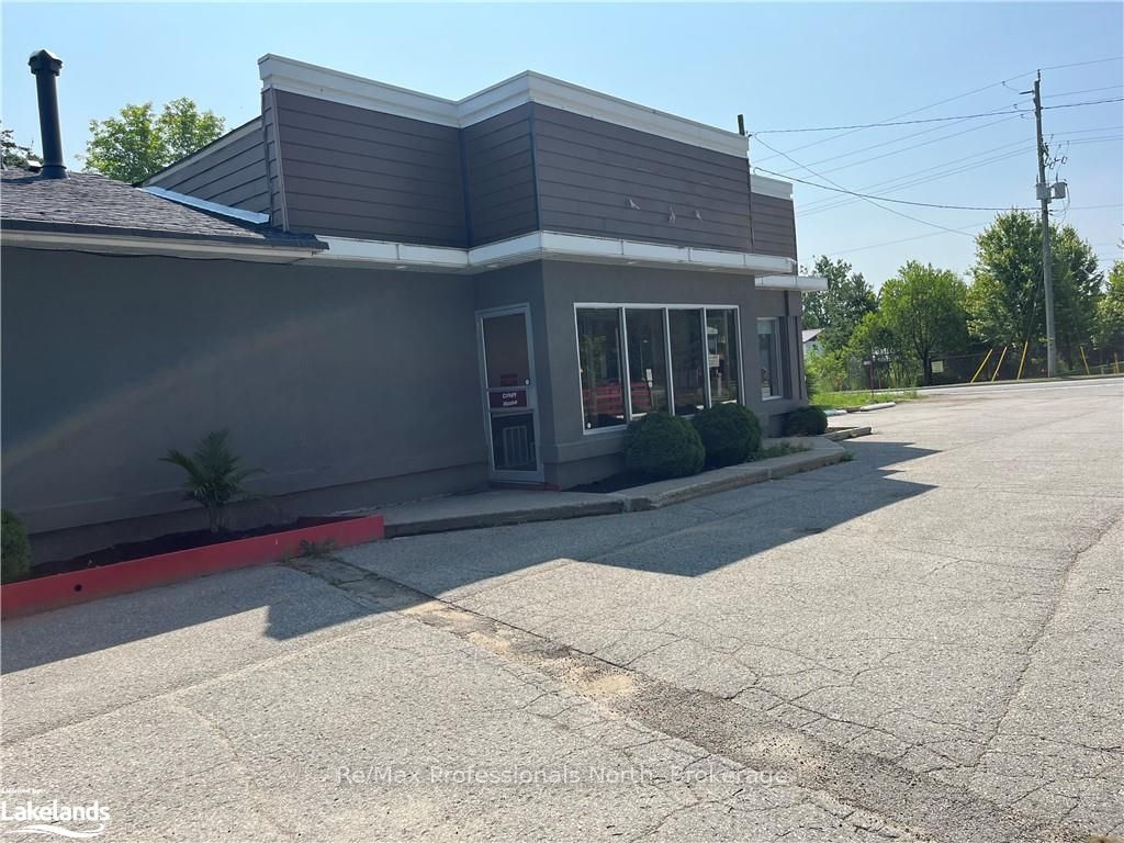 350 Winewood Avenue Property Photo 16