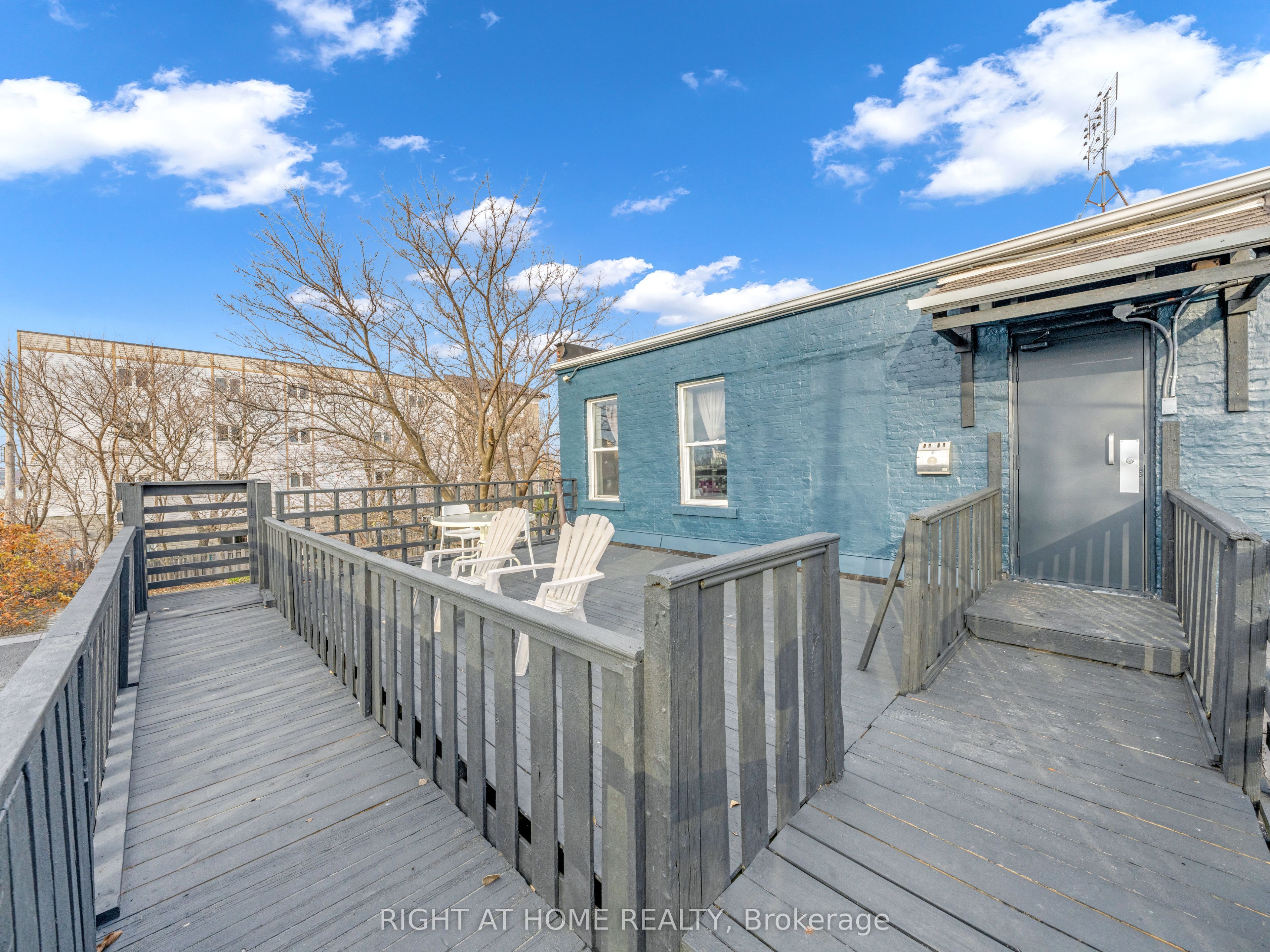279 Drouillard Road Property Photo 5
