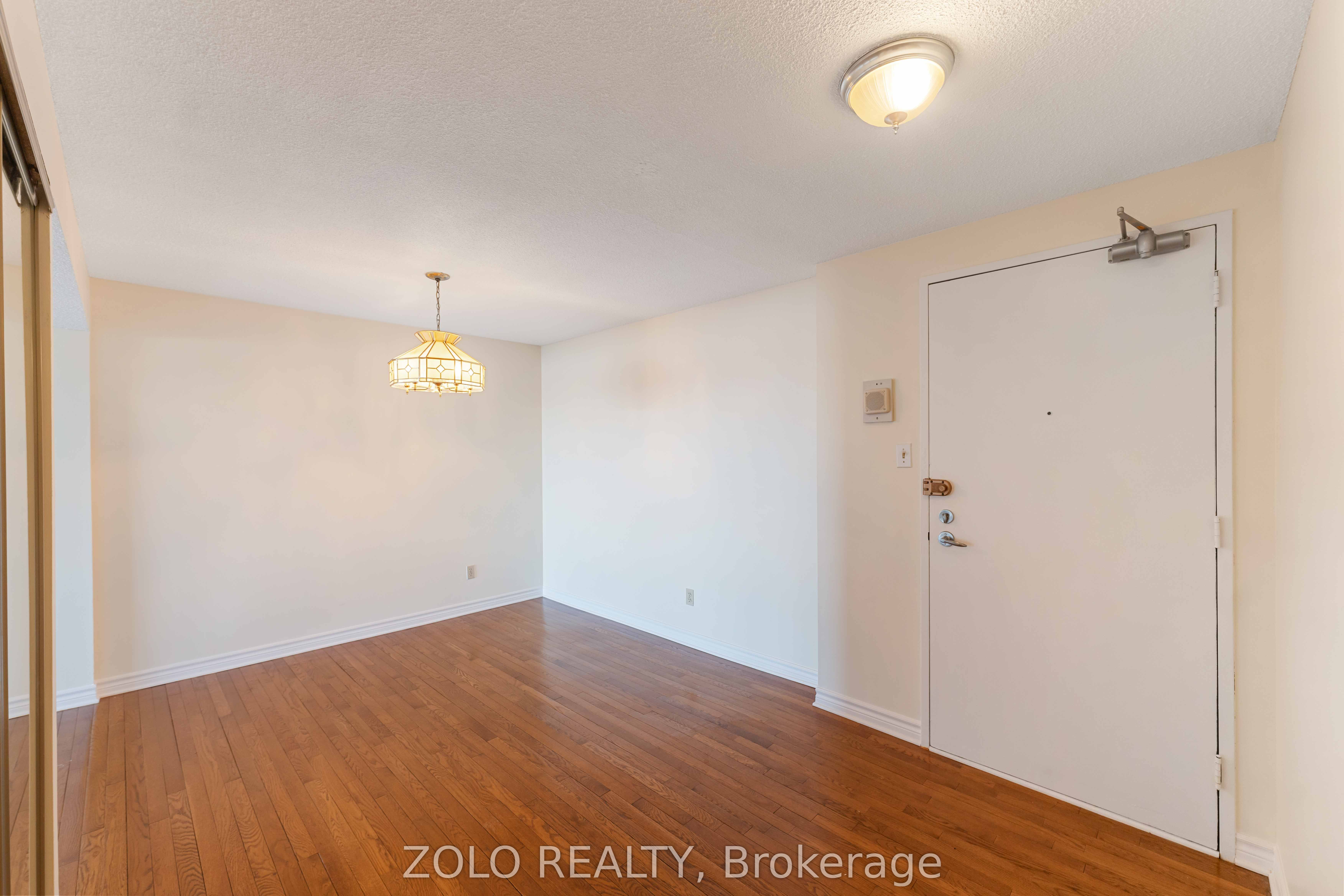#201 - 415 Greenview Avenue Property Photo 16