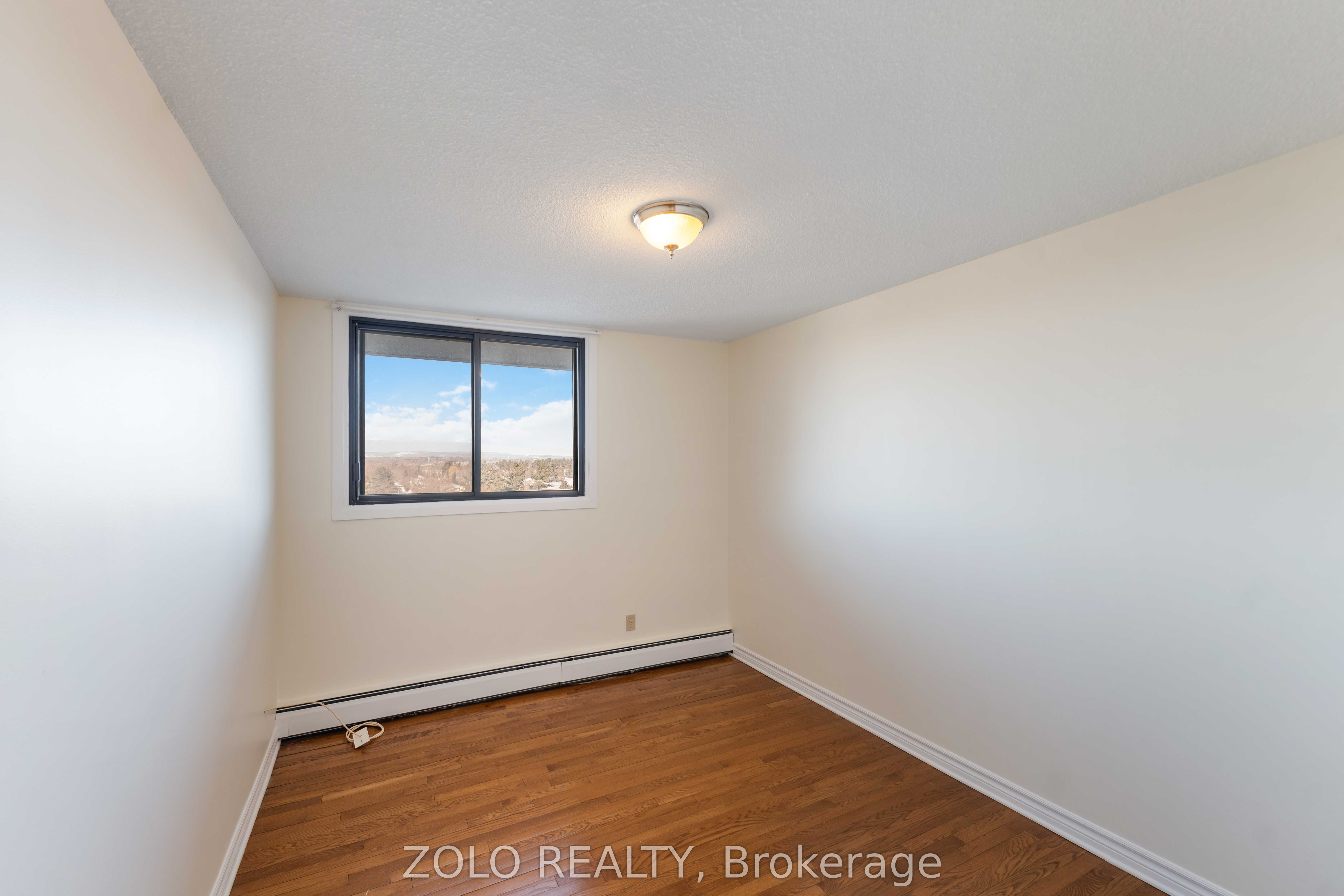 #201 - 415 Greenview Avenue Property Photo 21