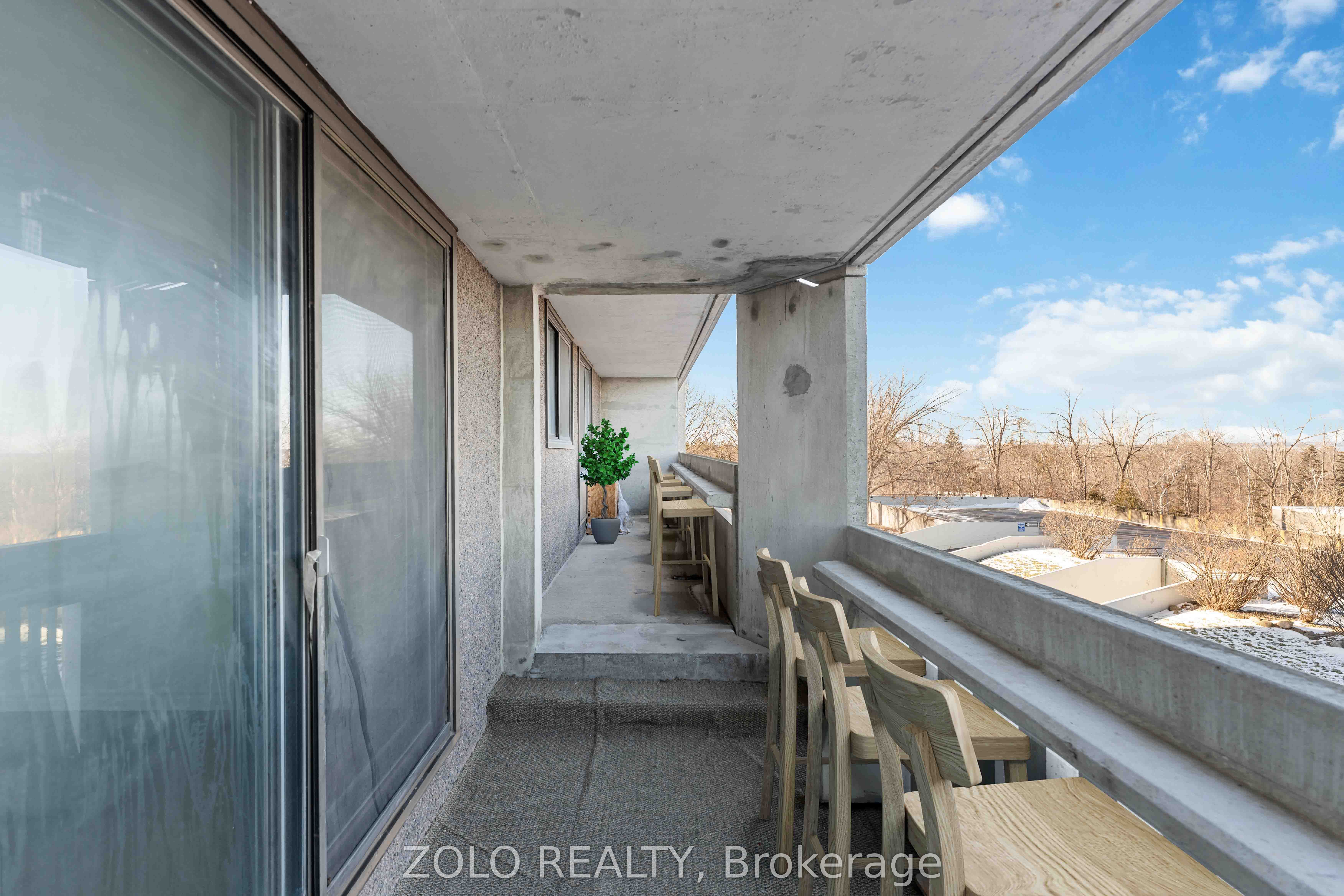 #201 - 415 Greenview Avenue Property Photo 23