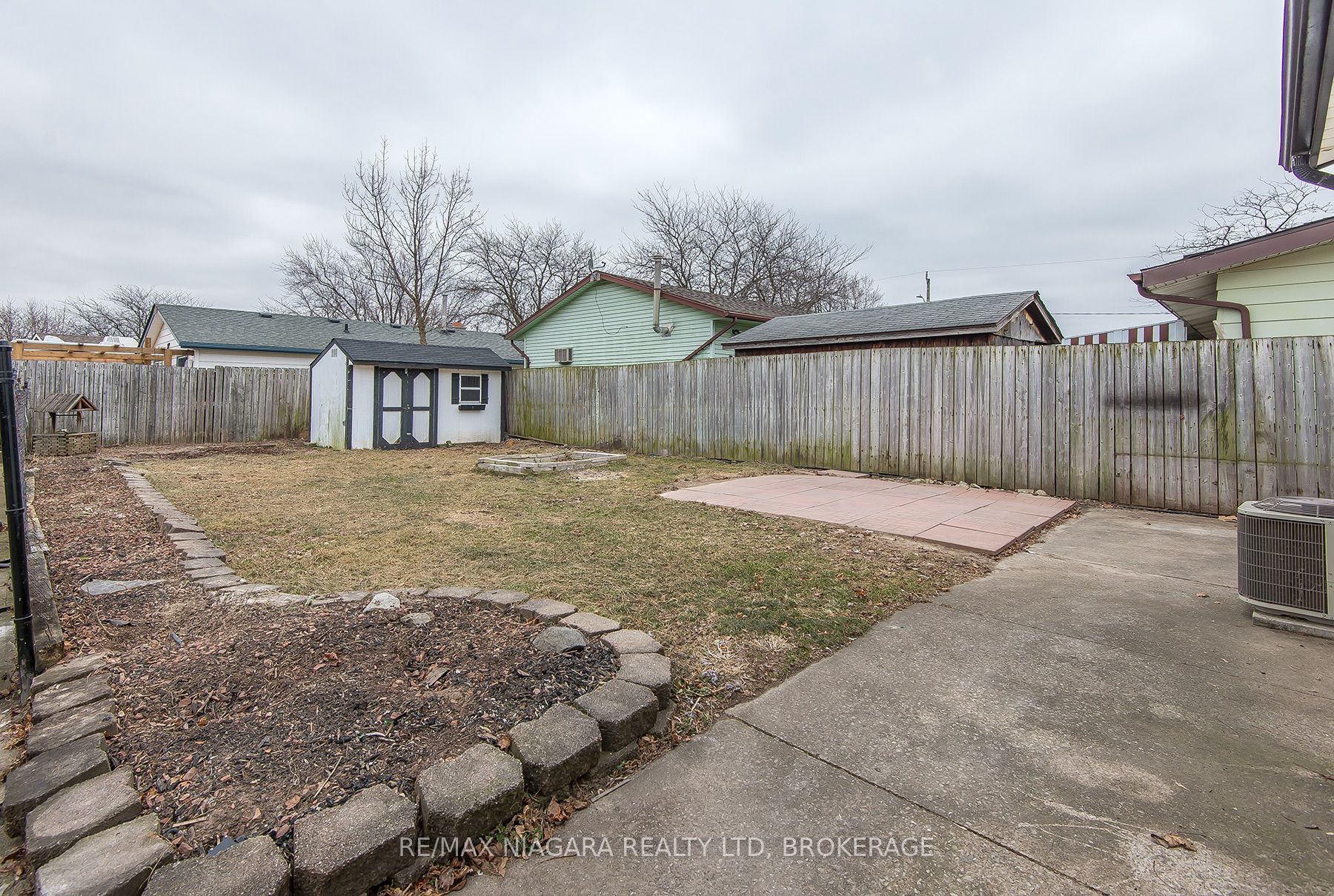 16 Huntley Crescent Property Photo 7