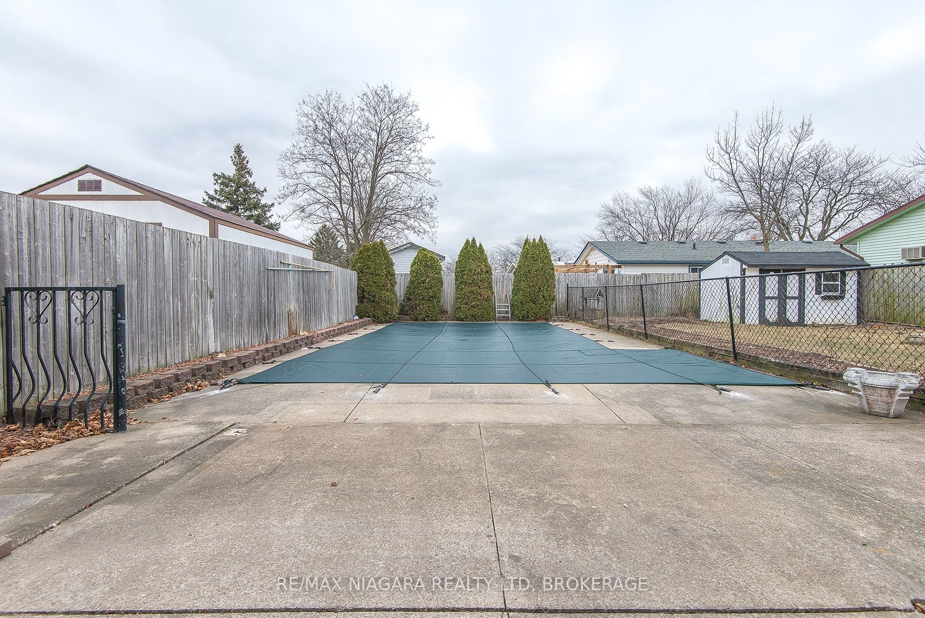 16 Huntley Crescent Property Photo 12