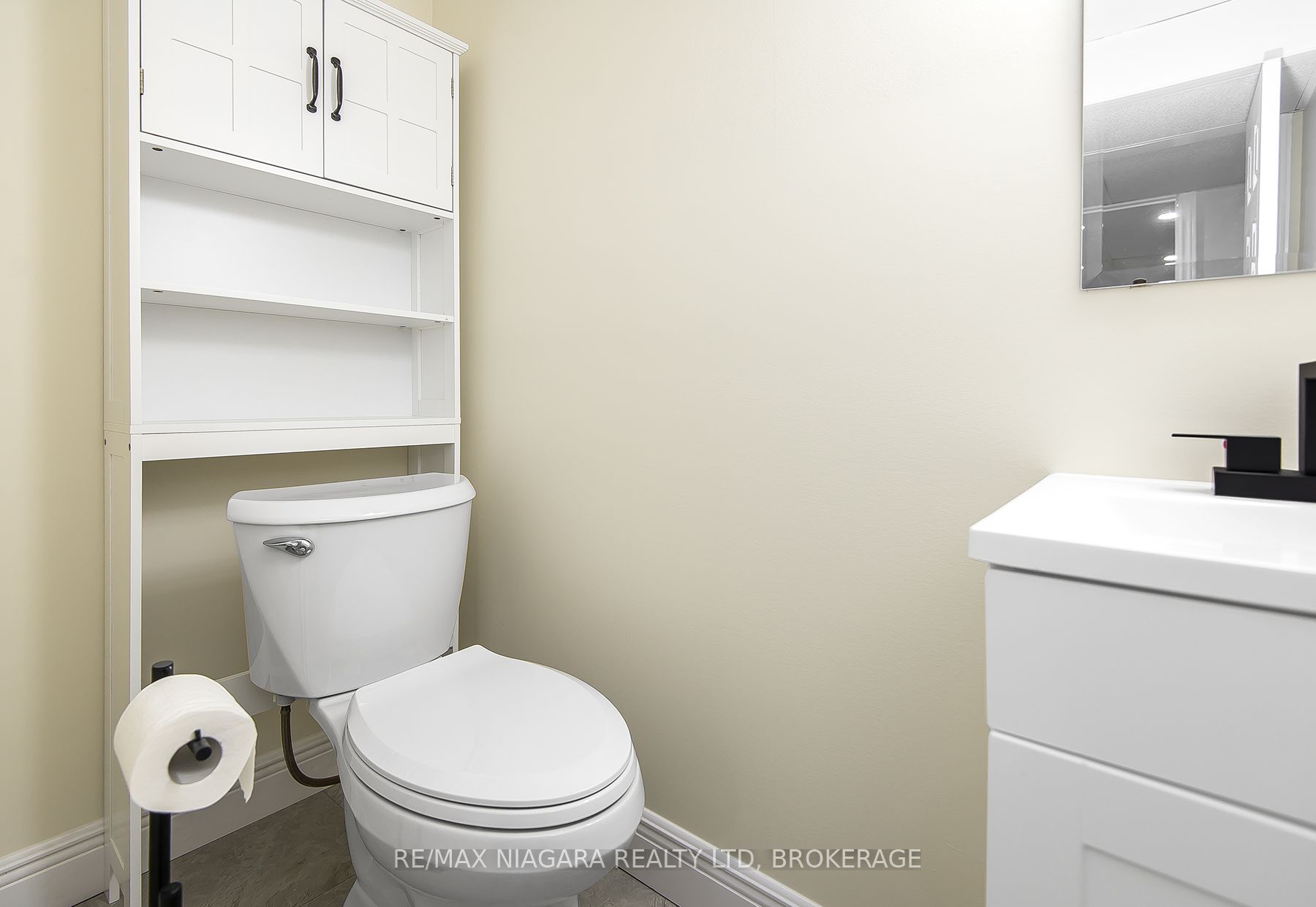 16 Huntley Crescent Property Photo 39