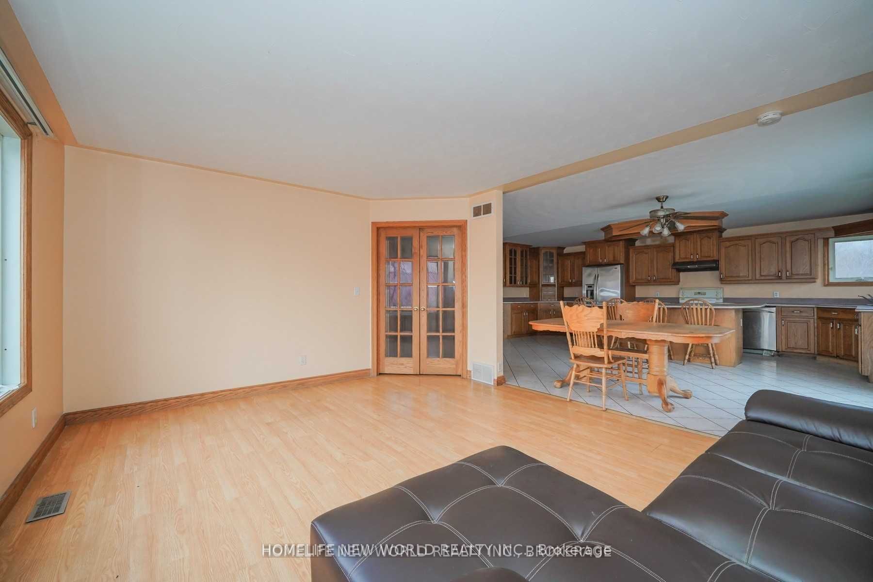 2524 Highway 59 Alley Property Photo 9