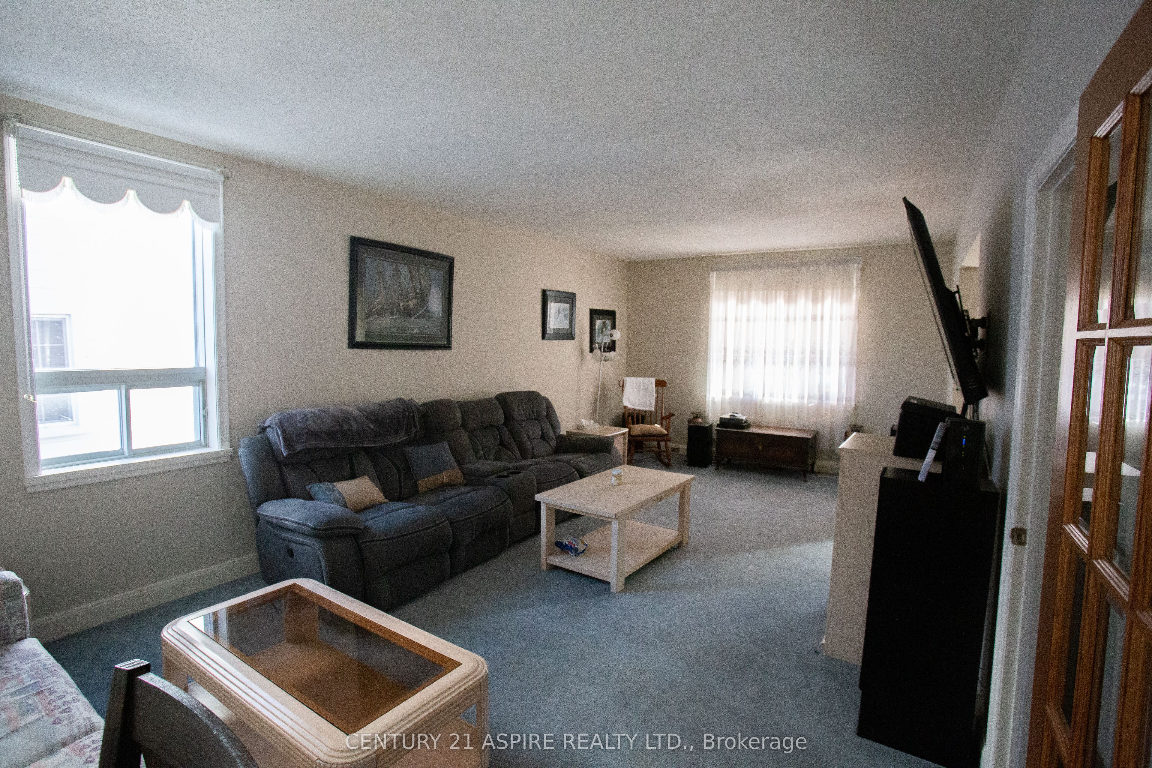 336 Trafalgar Road Property Photo 11