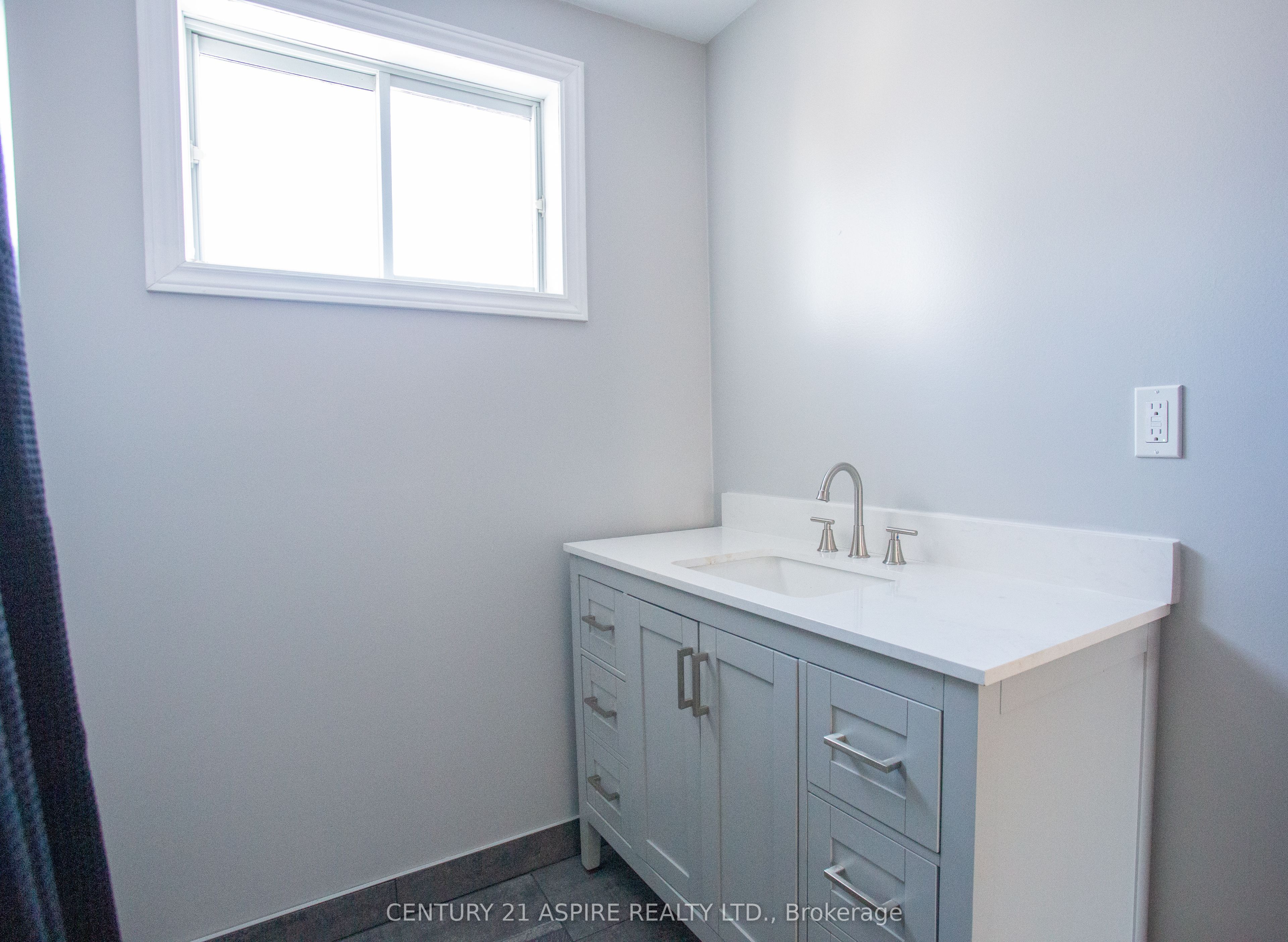 336 Trafalgar Road Property Photo 17
