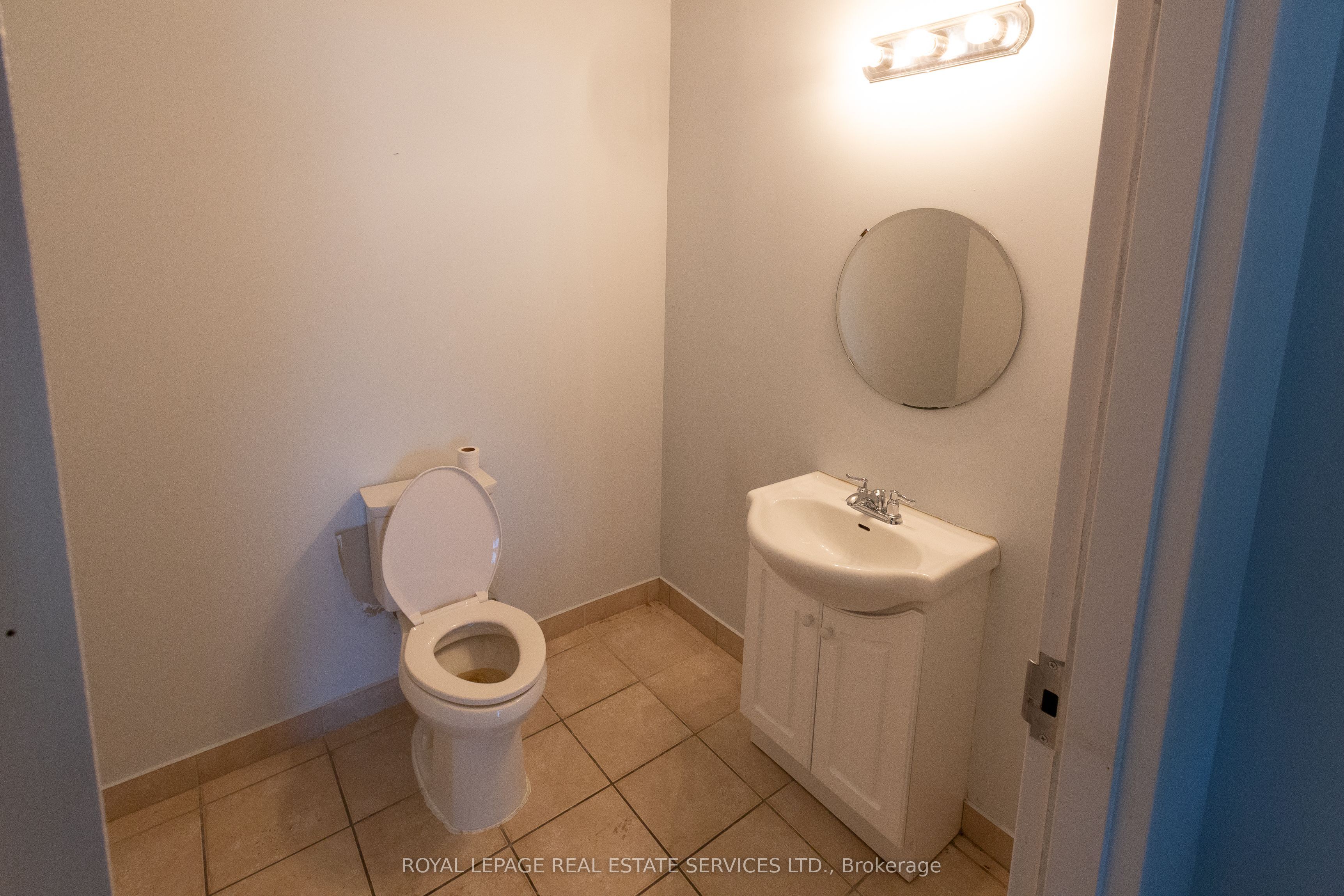 #201 - 52 Cannon Street Property Photo 15
