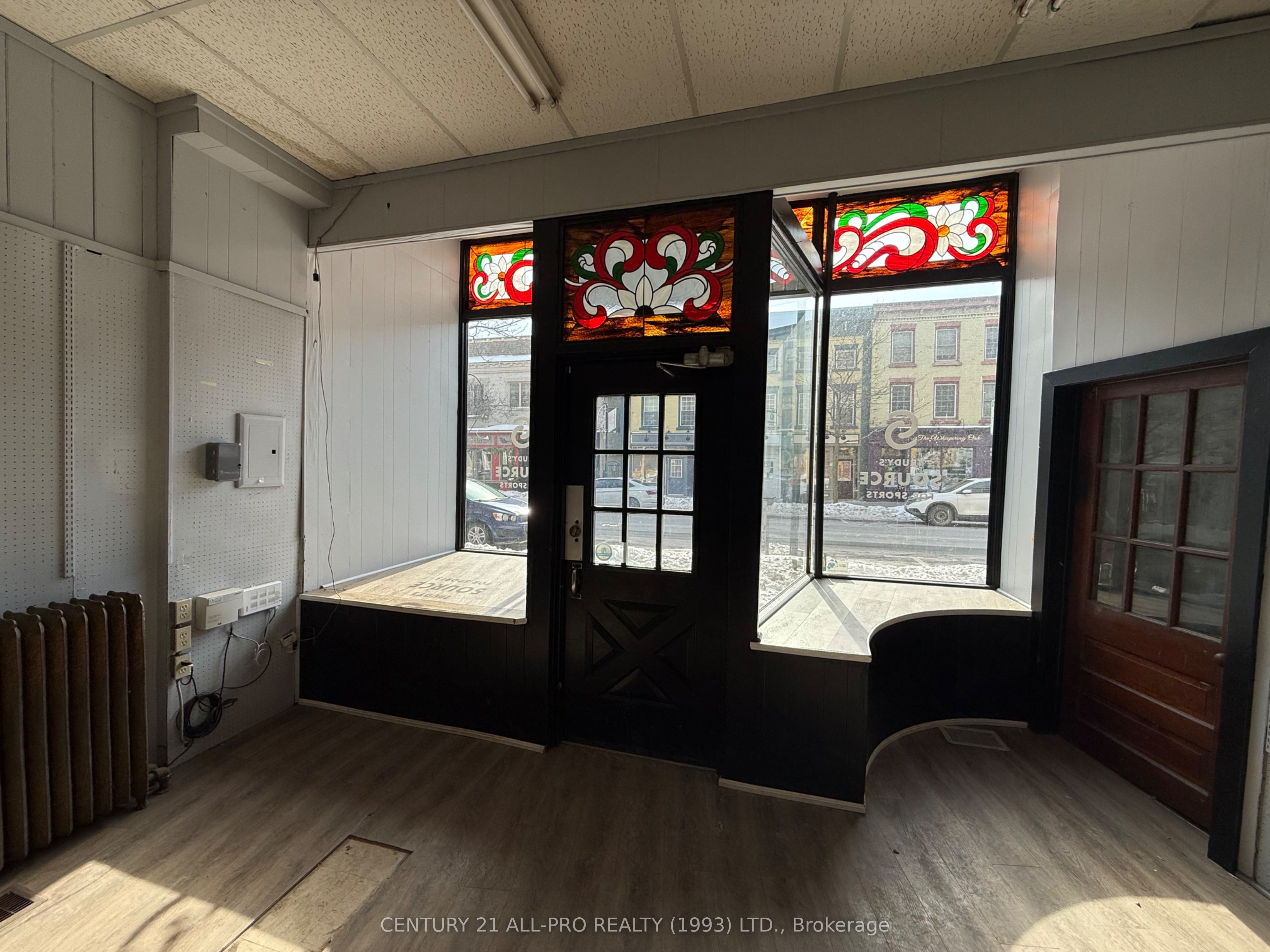 84 King Street Property Photo 1
