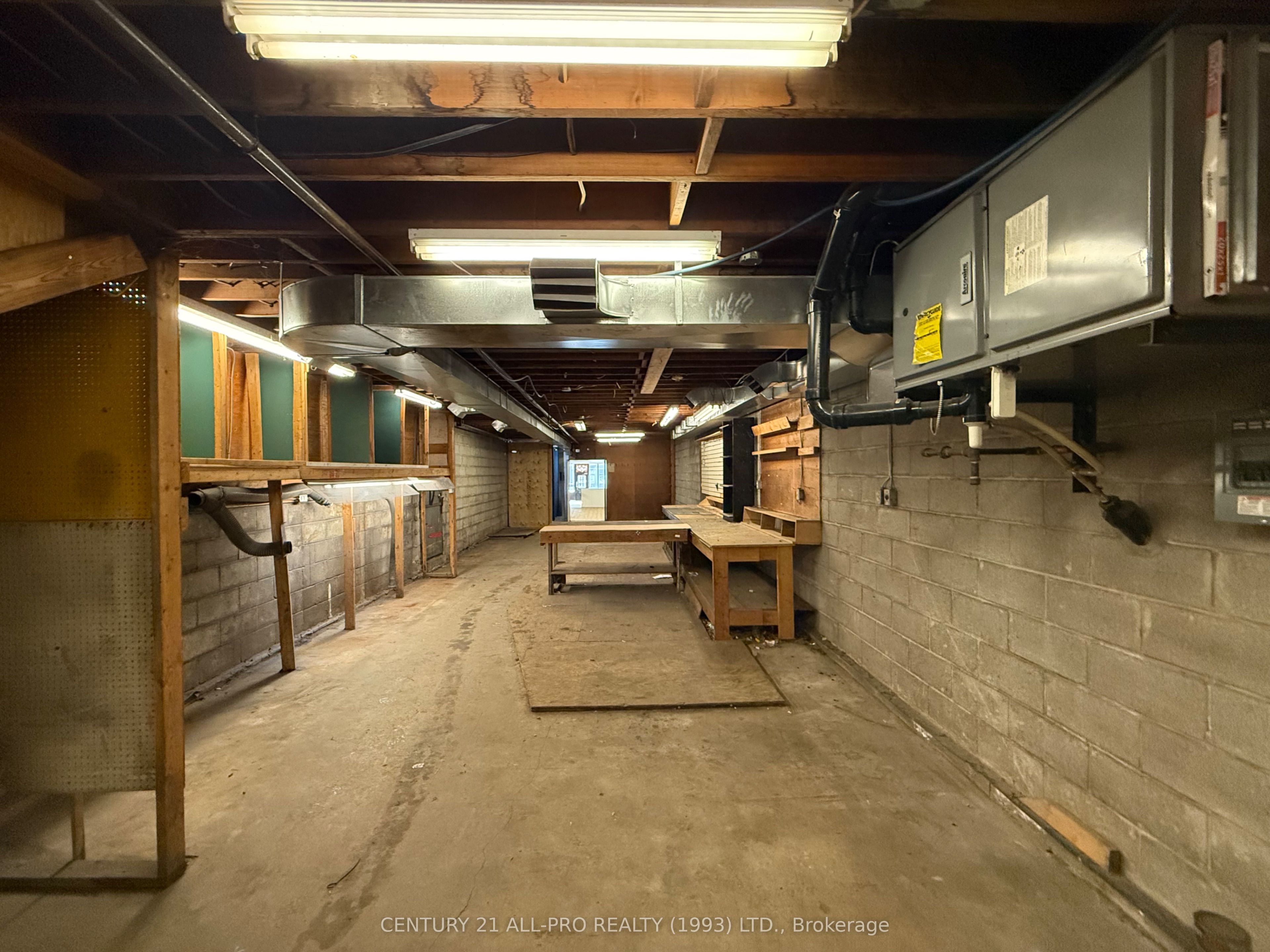 84 King Street Property Photo 14