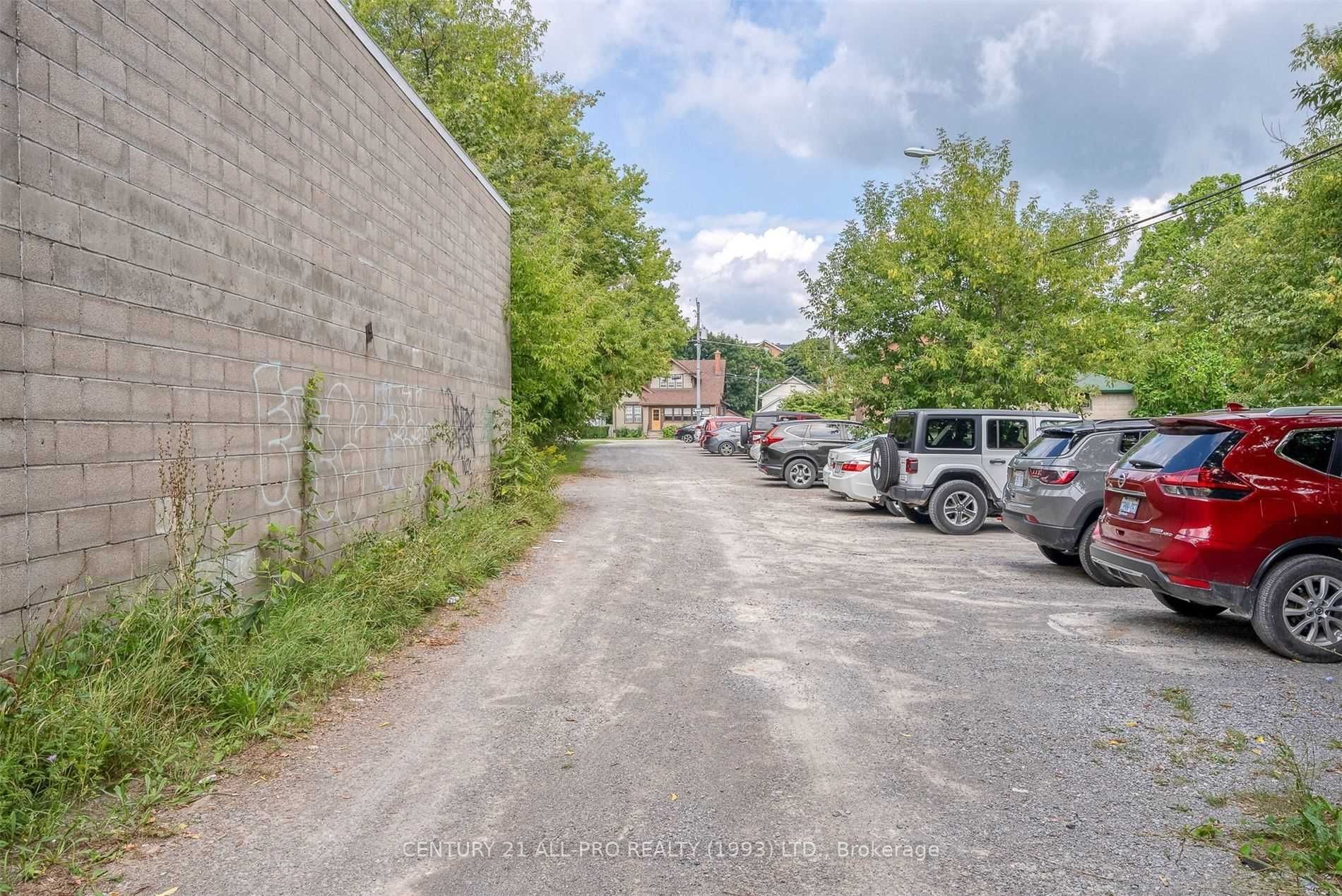 84 King Street Property Photo 18