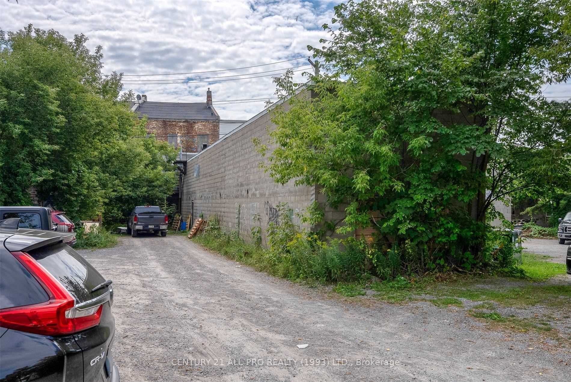 84 King Street Property Photo 22