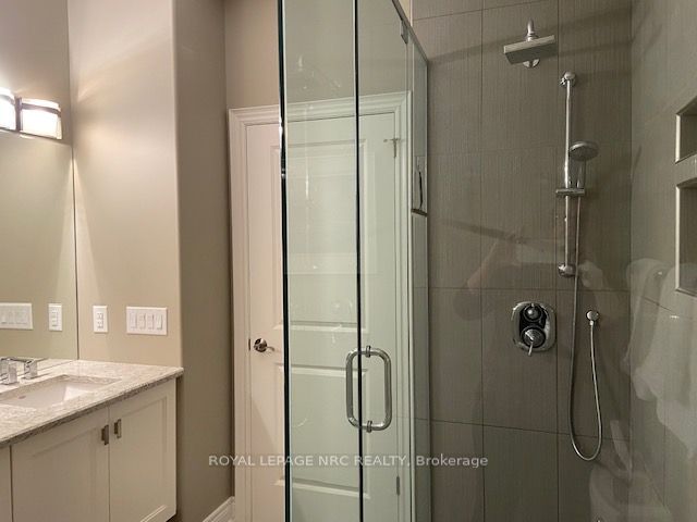 17 Stoneridge Crescent Property Photo 18