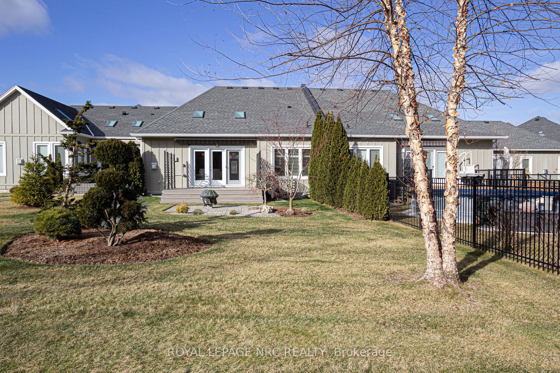 17 Stoneridge Crescent Property Photo 25