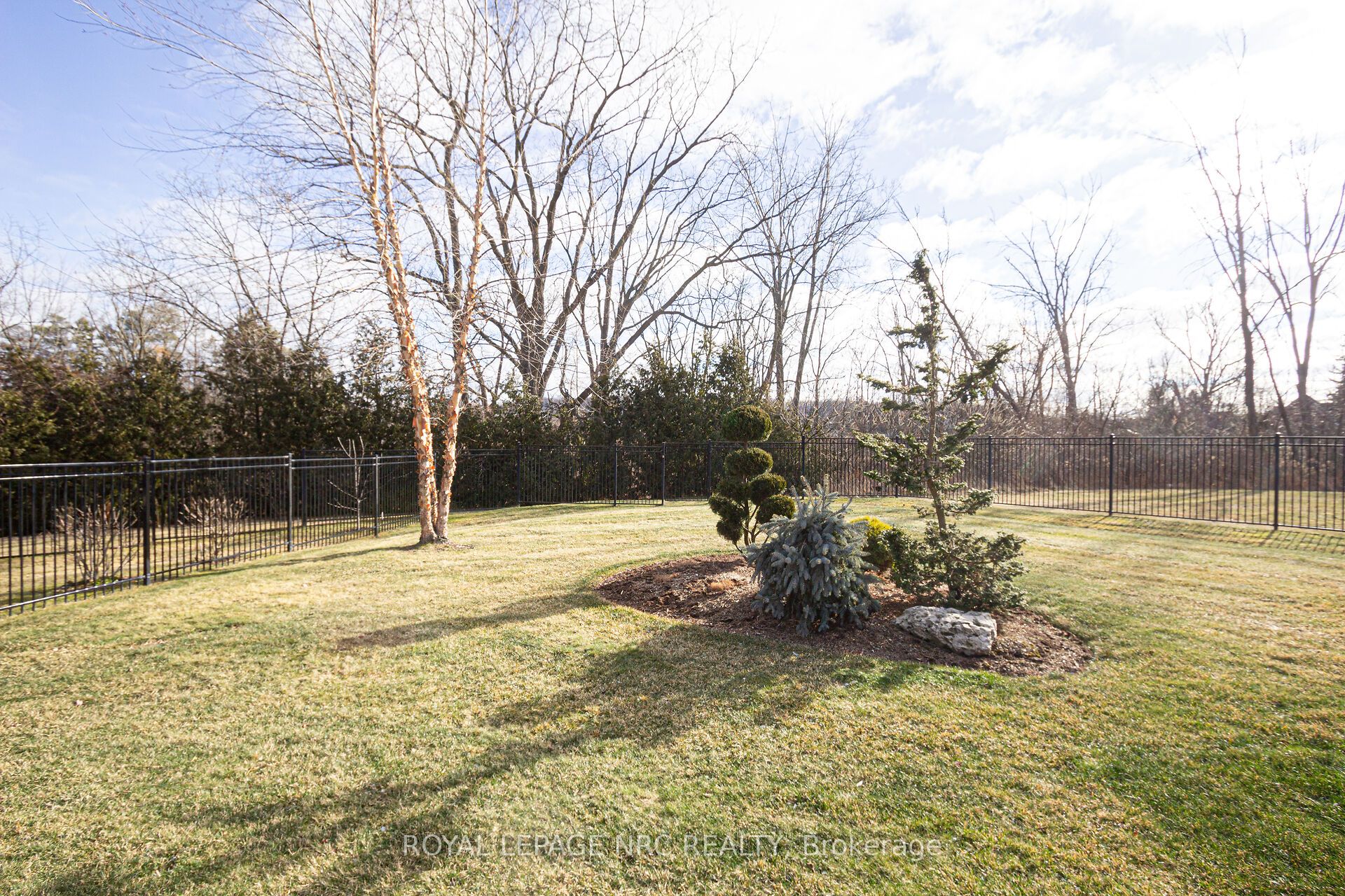 17 Stoneridge Crescent Property Photo 27