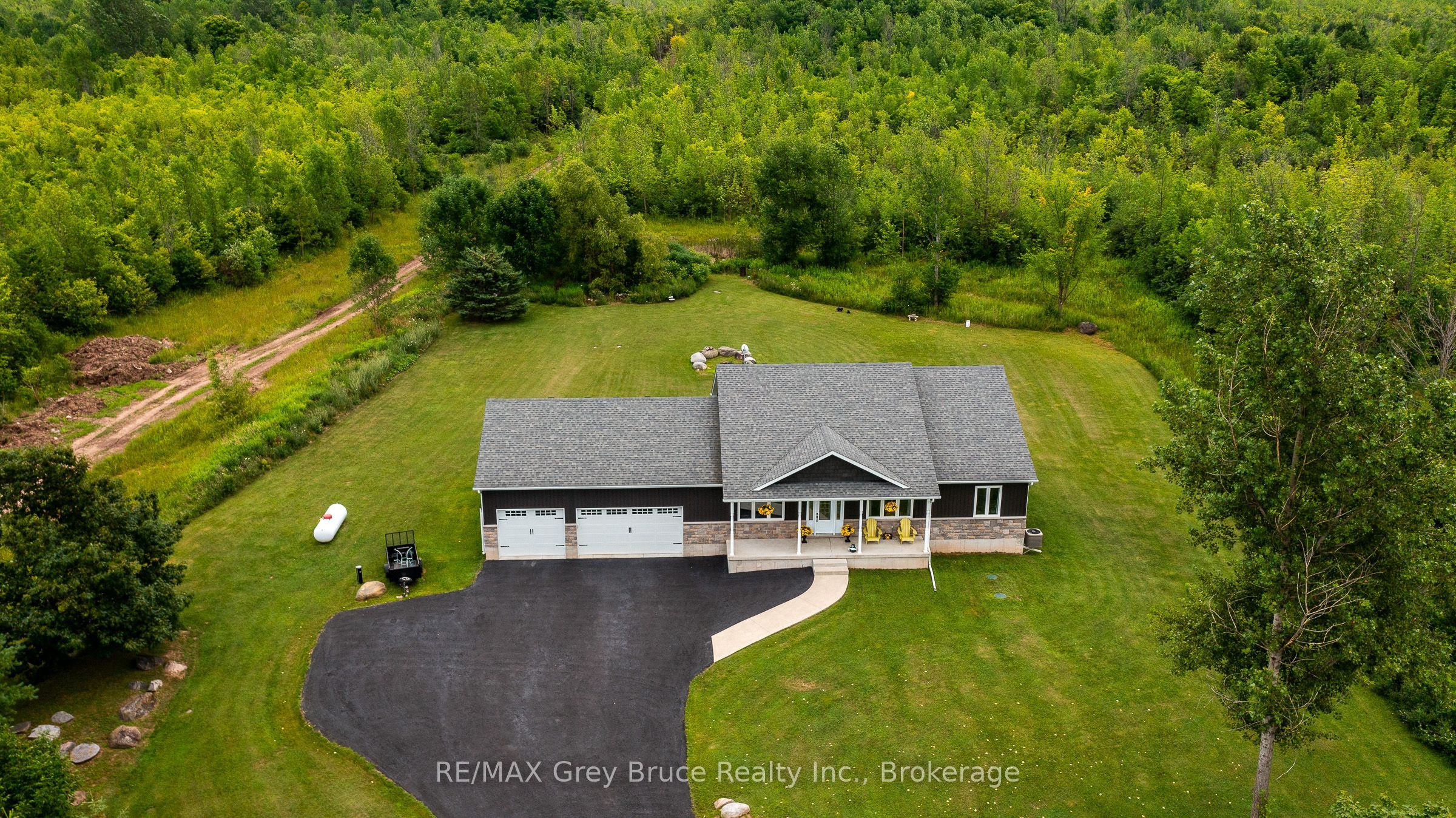 350297 Concession A Property Photo 1