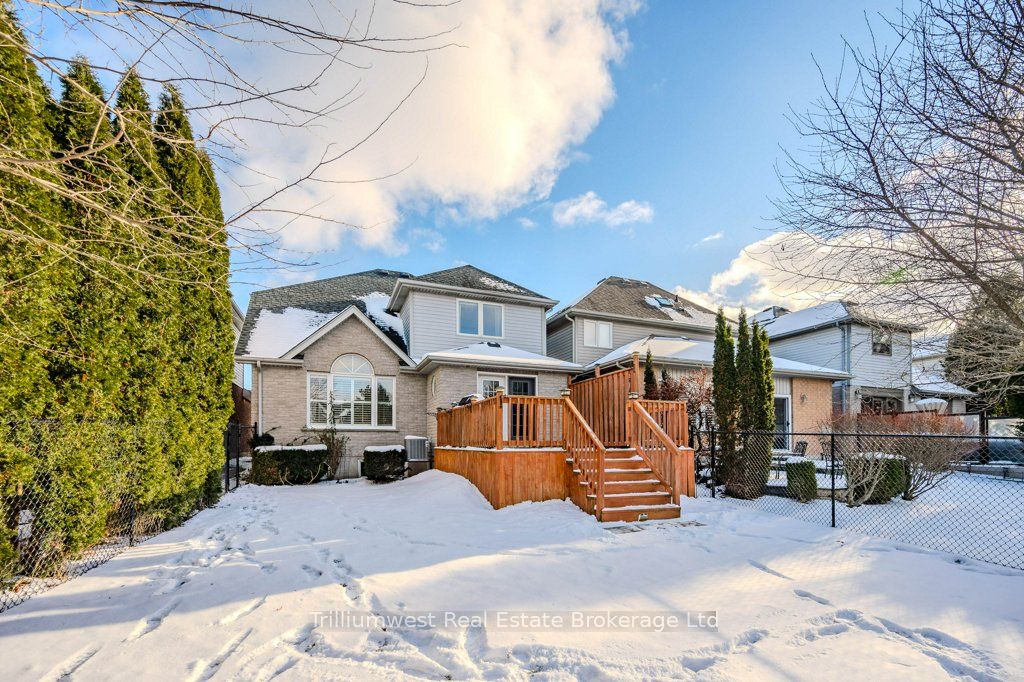 32 Camm Crescent Property Photo 27