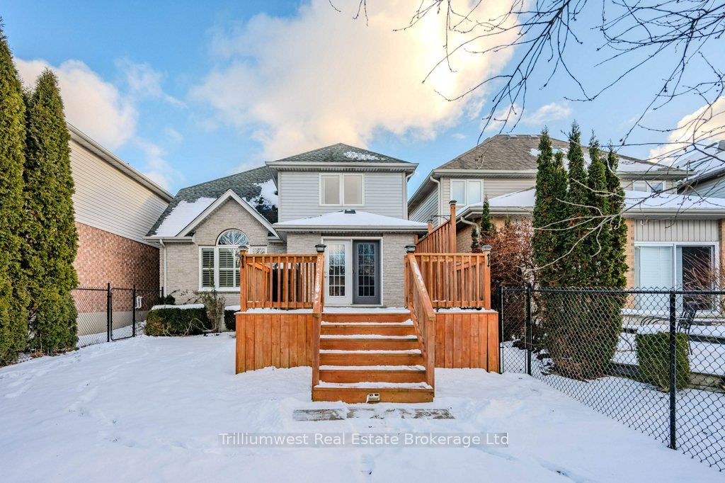 32 Camm Crescent Property Photo 28