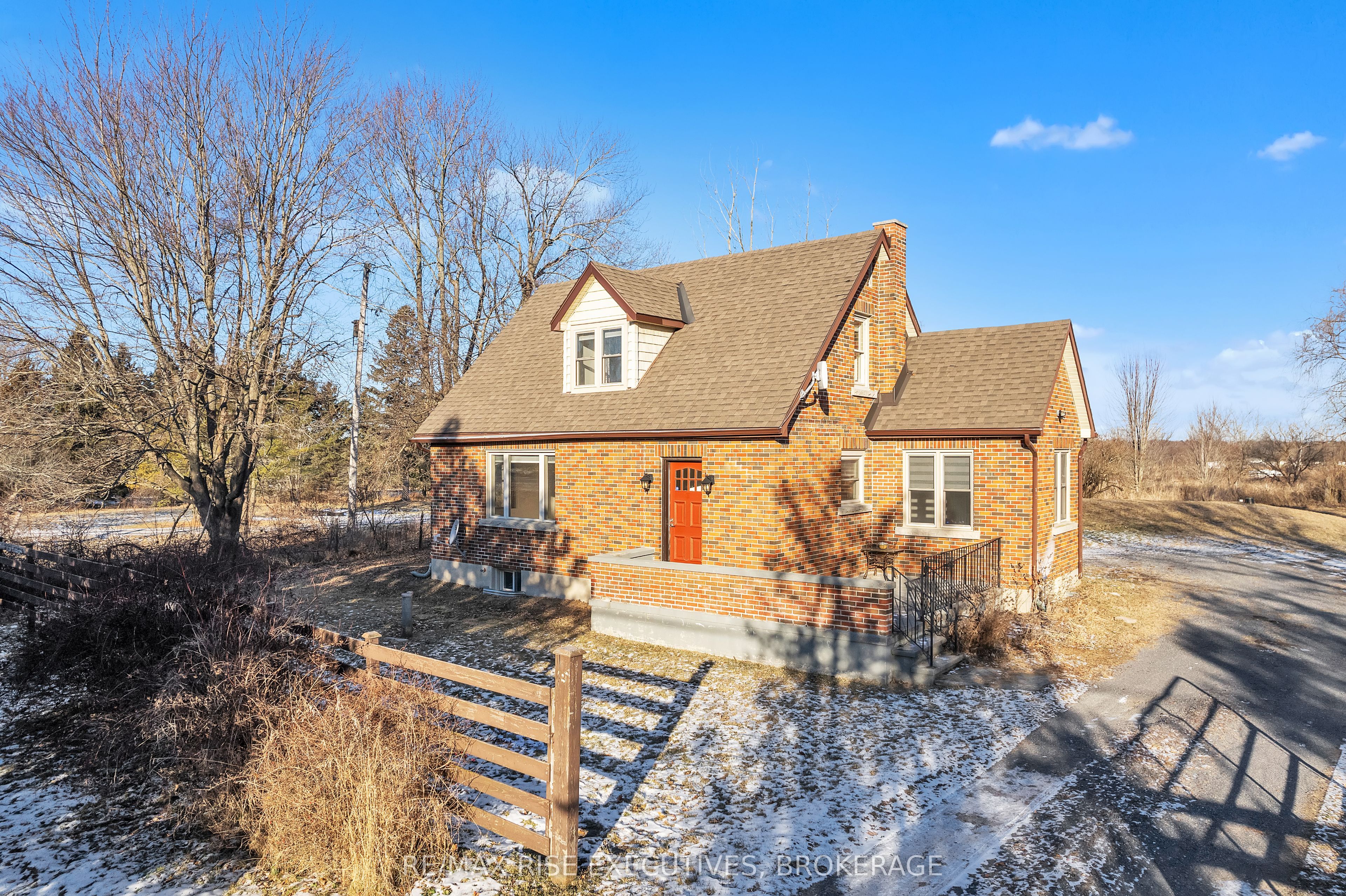3658 Highway 2 Property Photo