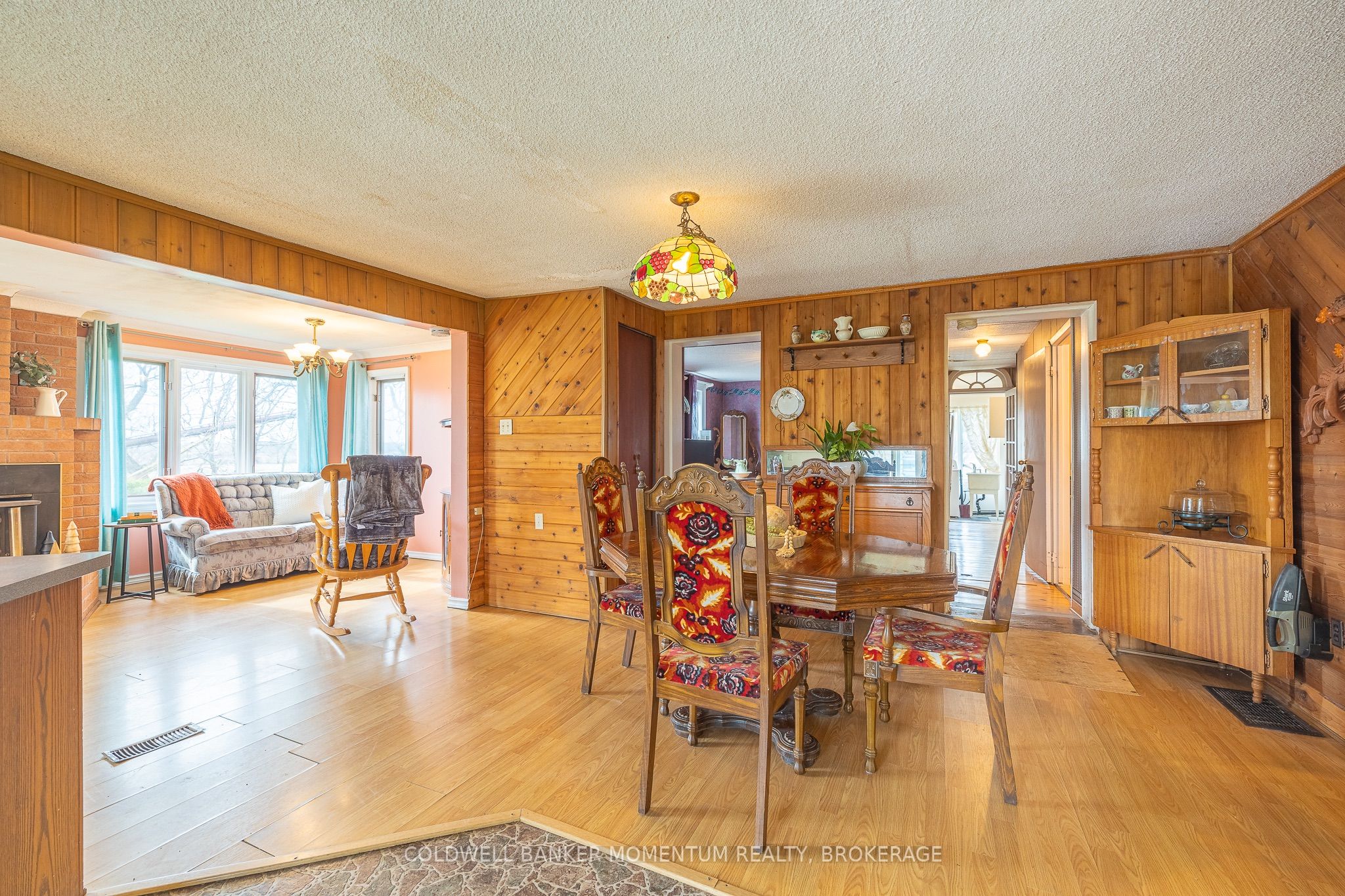 86 Feeder Lane Property Photo 32