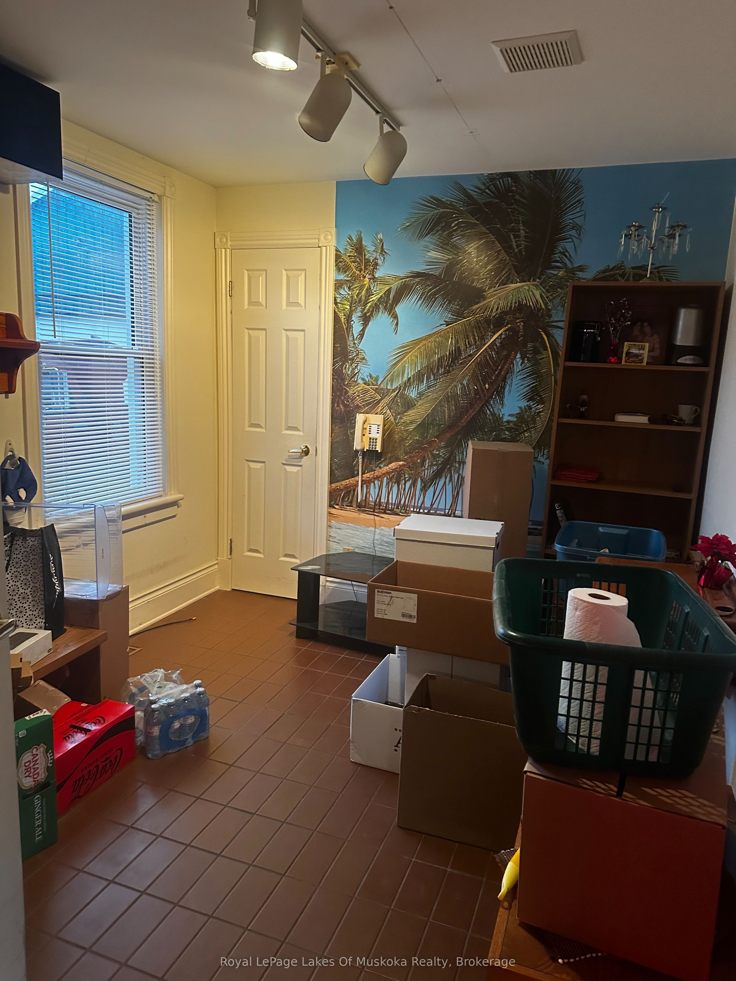 860 Muskoka Road S Property Photo 12