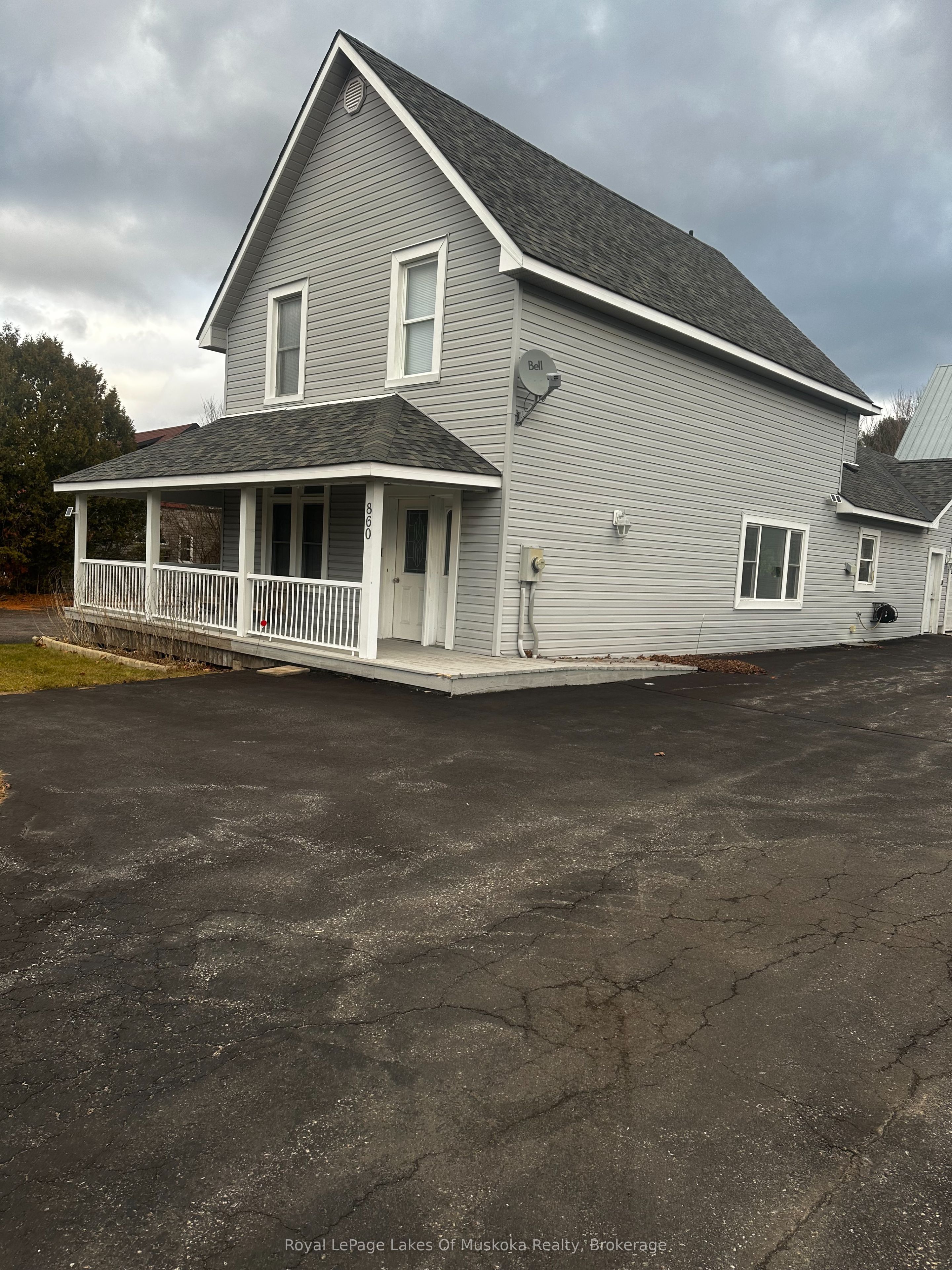 860 Muskoka Road S Property Photo 20
