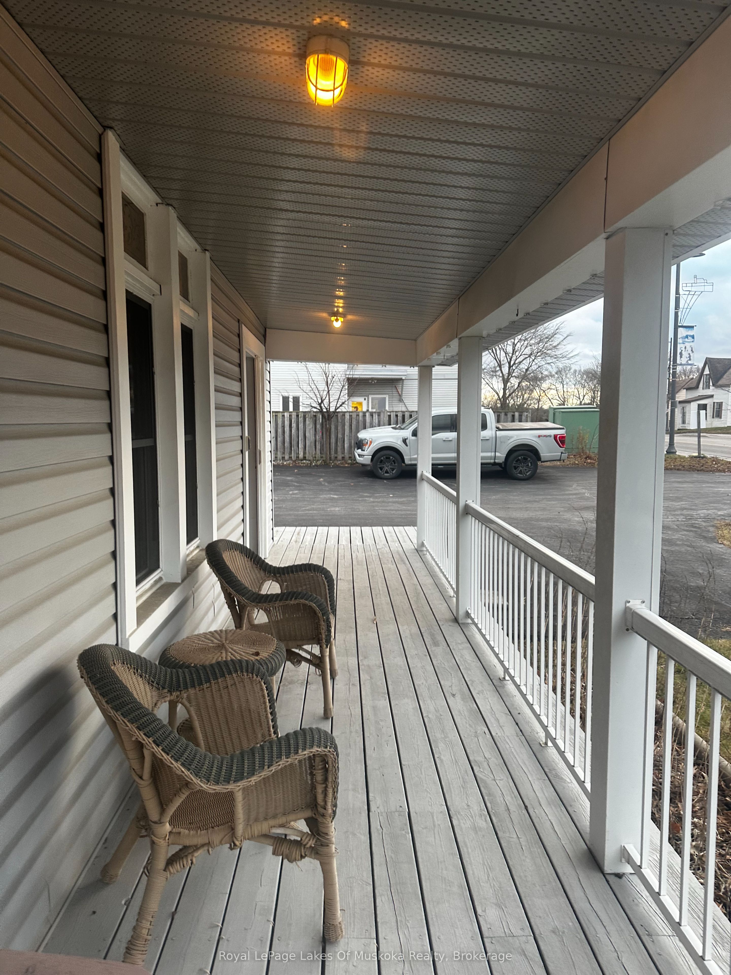 860 Muskoka Road S Property Photo 23