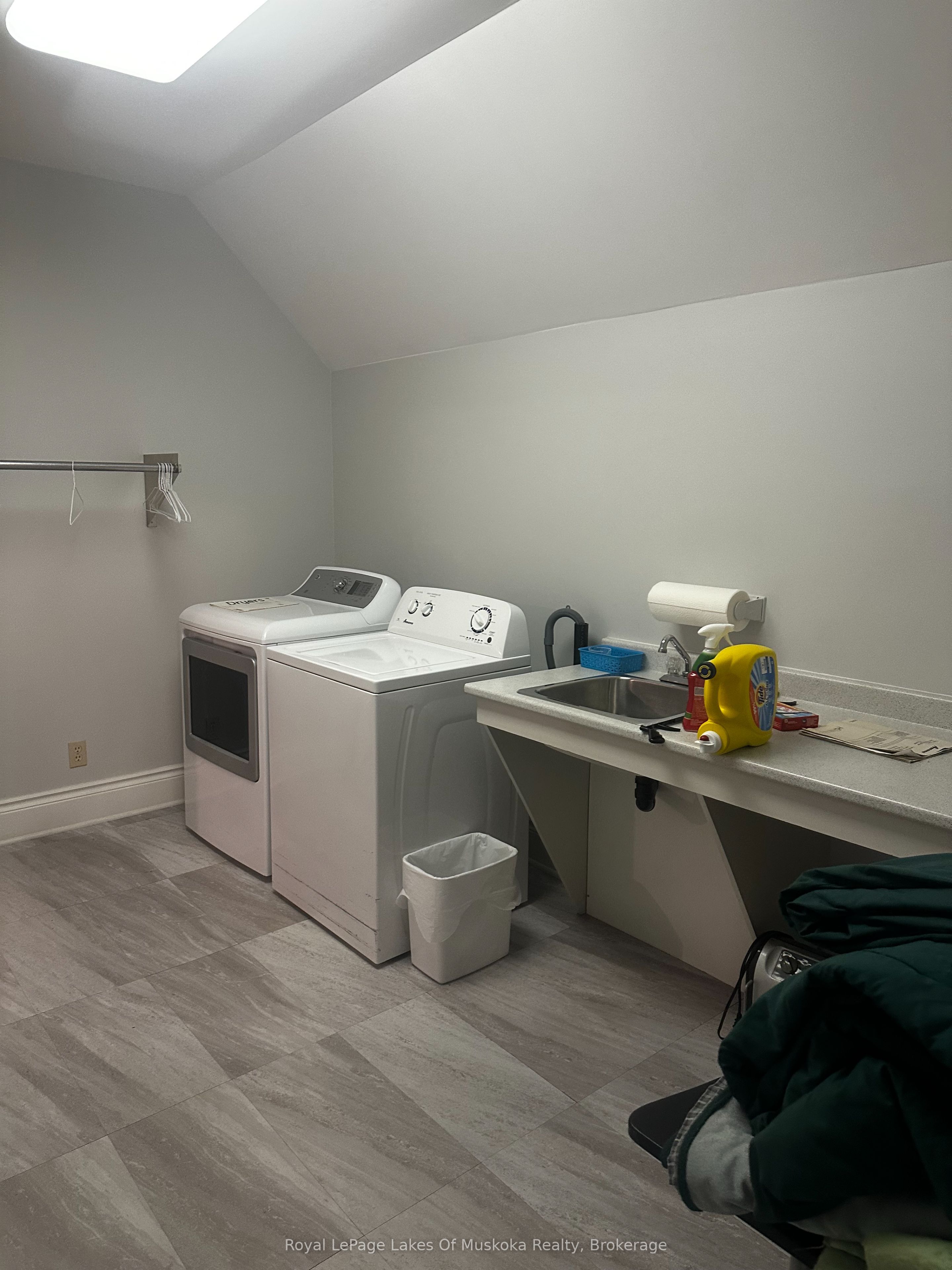 860 Muskoka Road S Property Photo 24