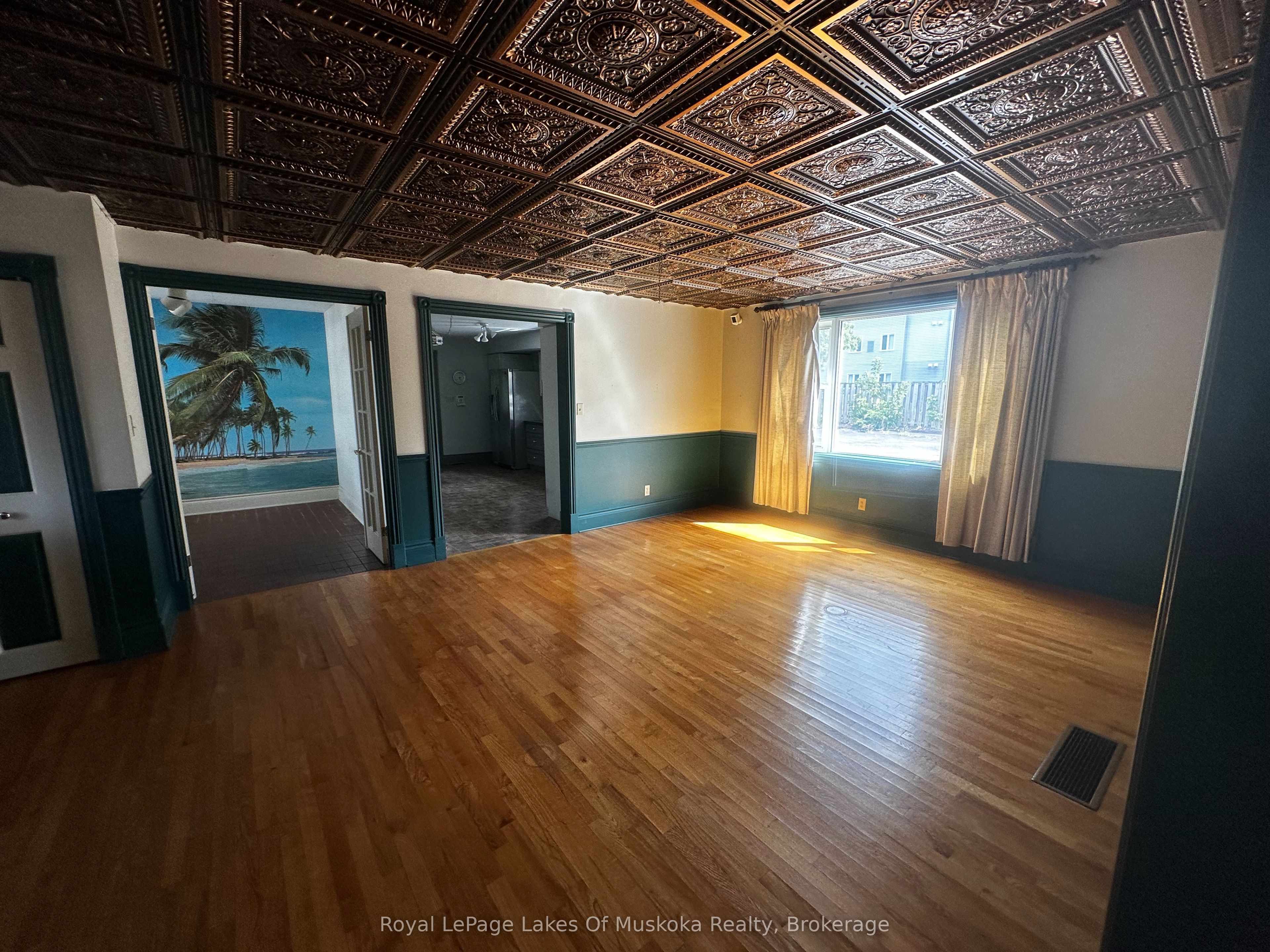 860 Muskoka Road S Property Photo 29