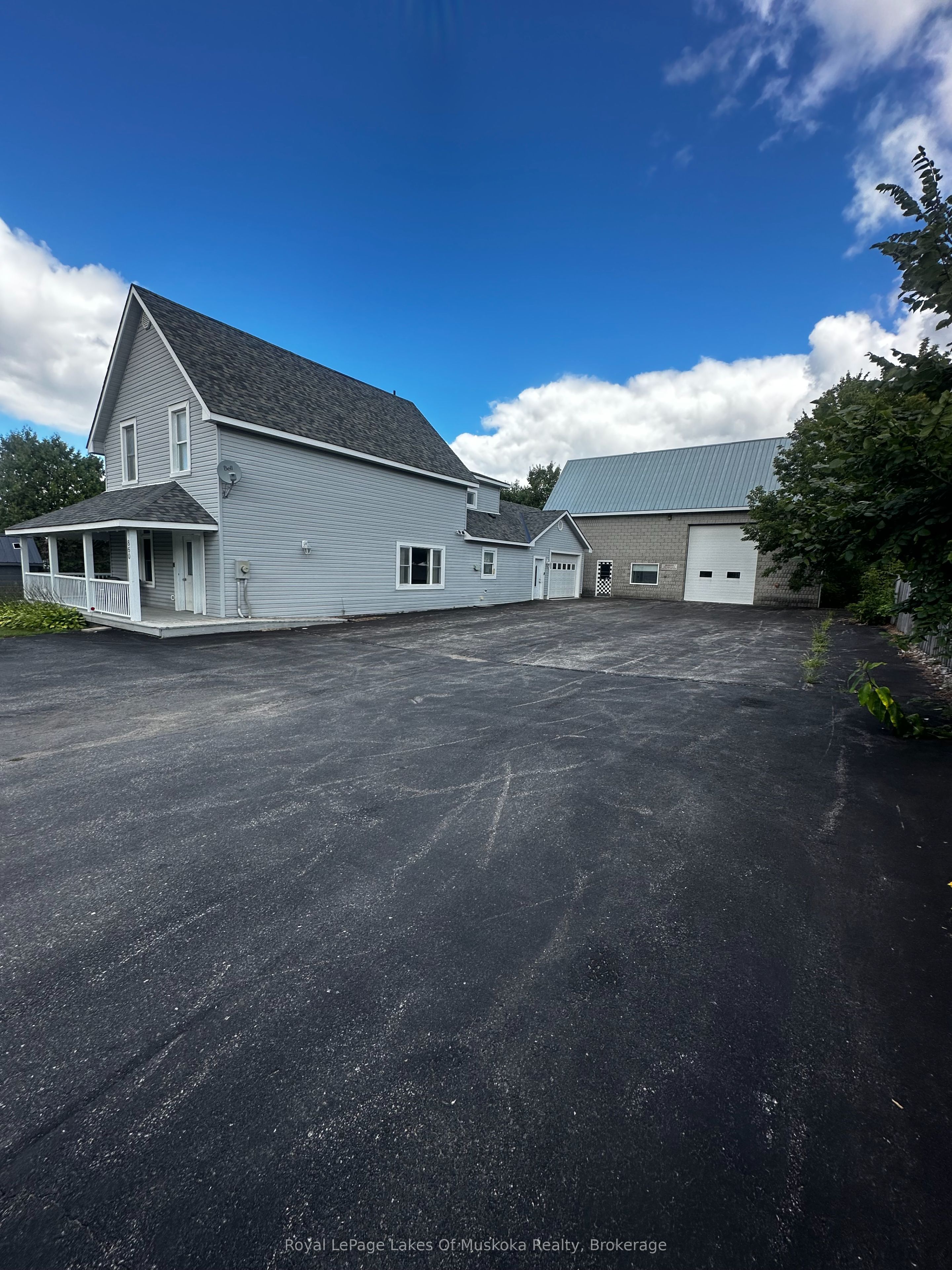 860 Muskoka Road S Property Photo 39