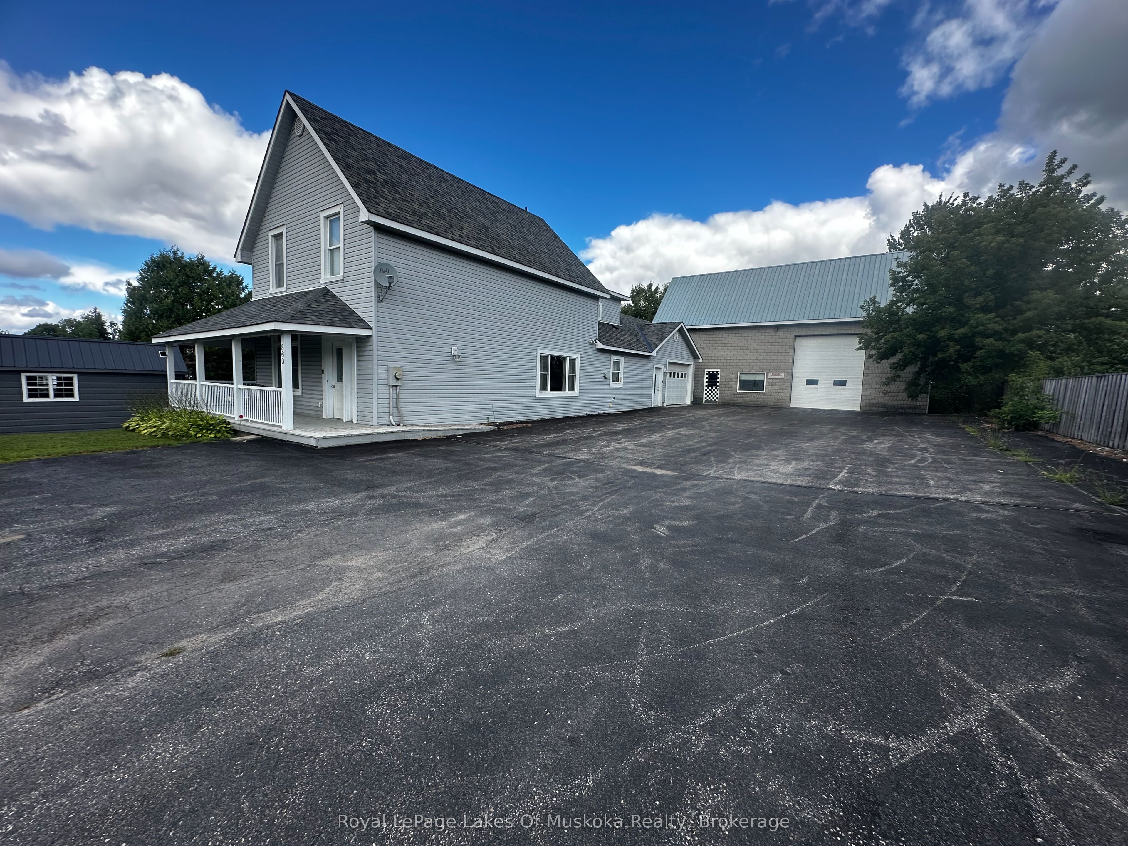 860 Muskoka Road S Property Photo 41