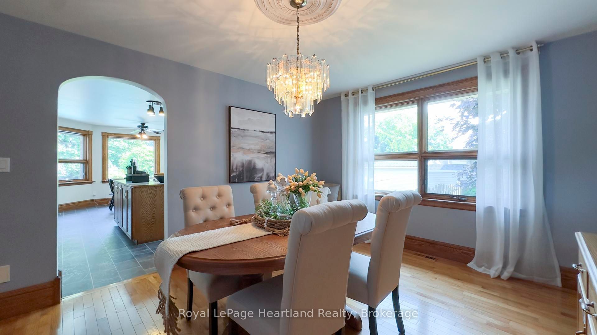 197 Warren Street Property Photo 8