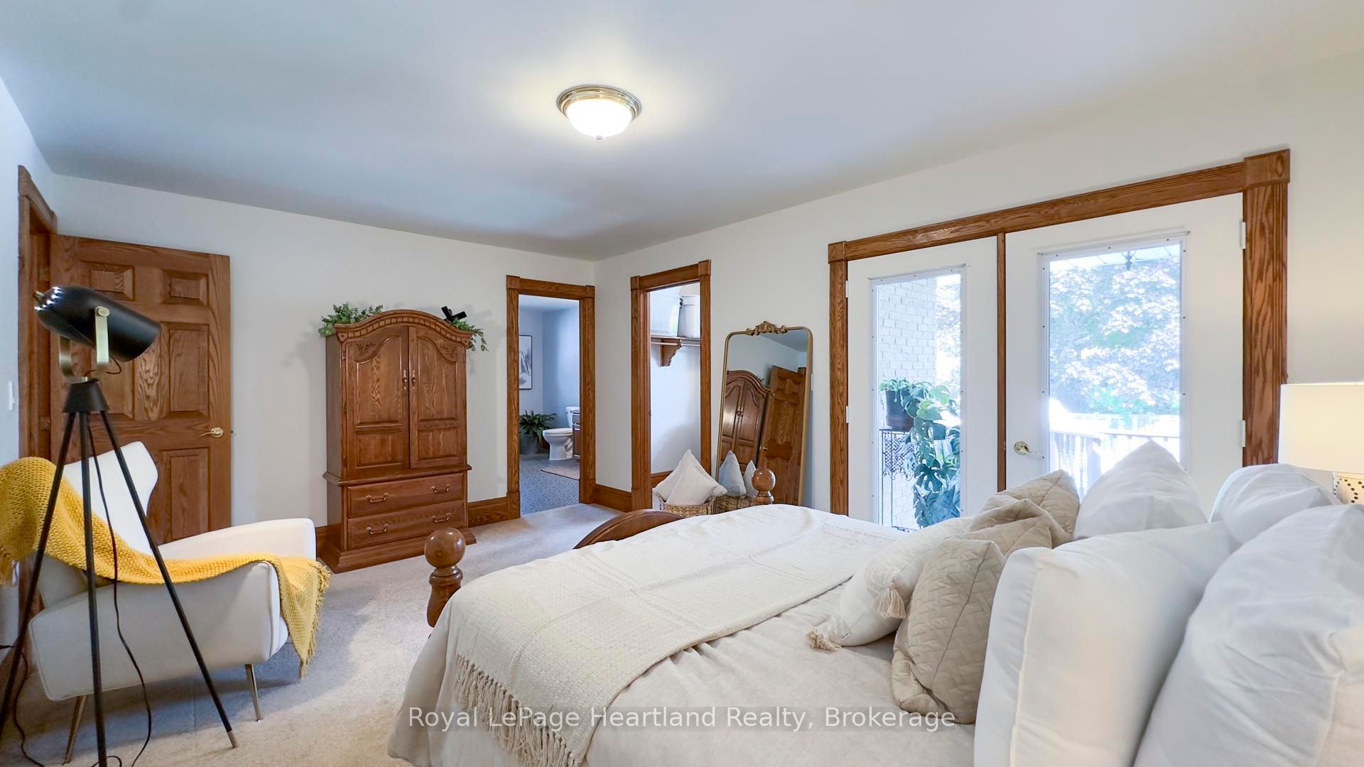 197 Warren Street Property Photo 25