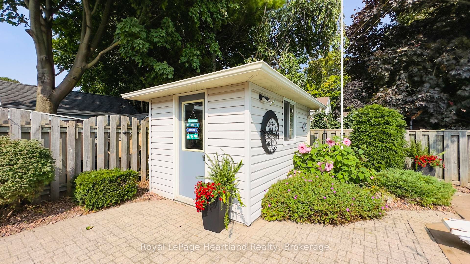 197 Warren Street Property Photo 40