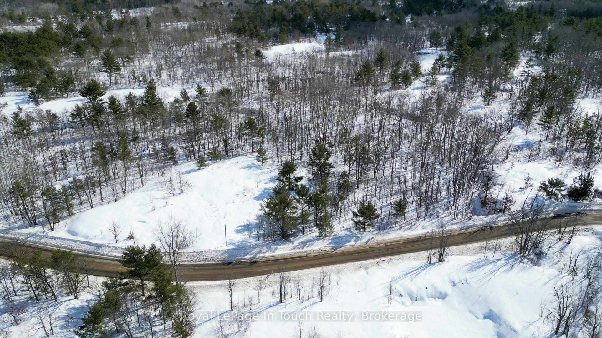 408 S Bay Rd Property Photo 6
