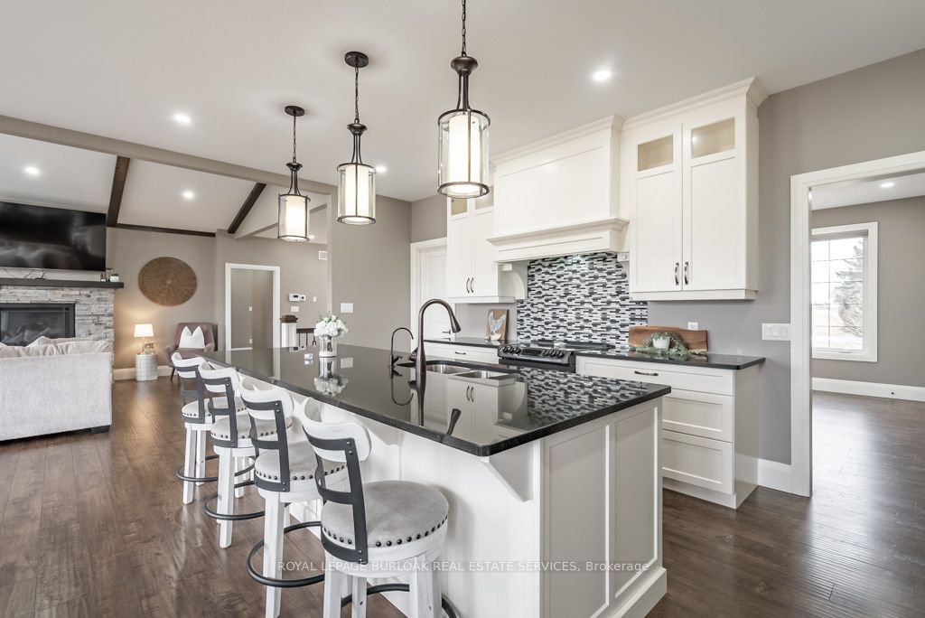 234 Burford-delhi Townline Road Property Photo 8