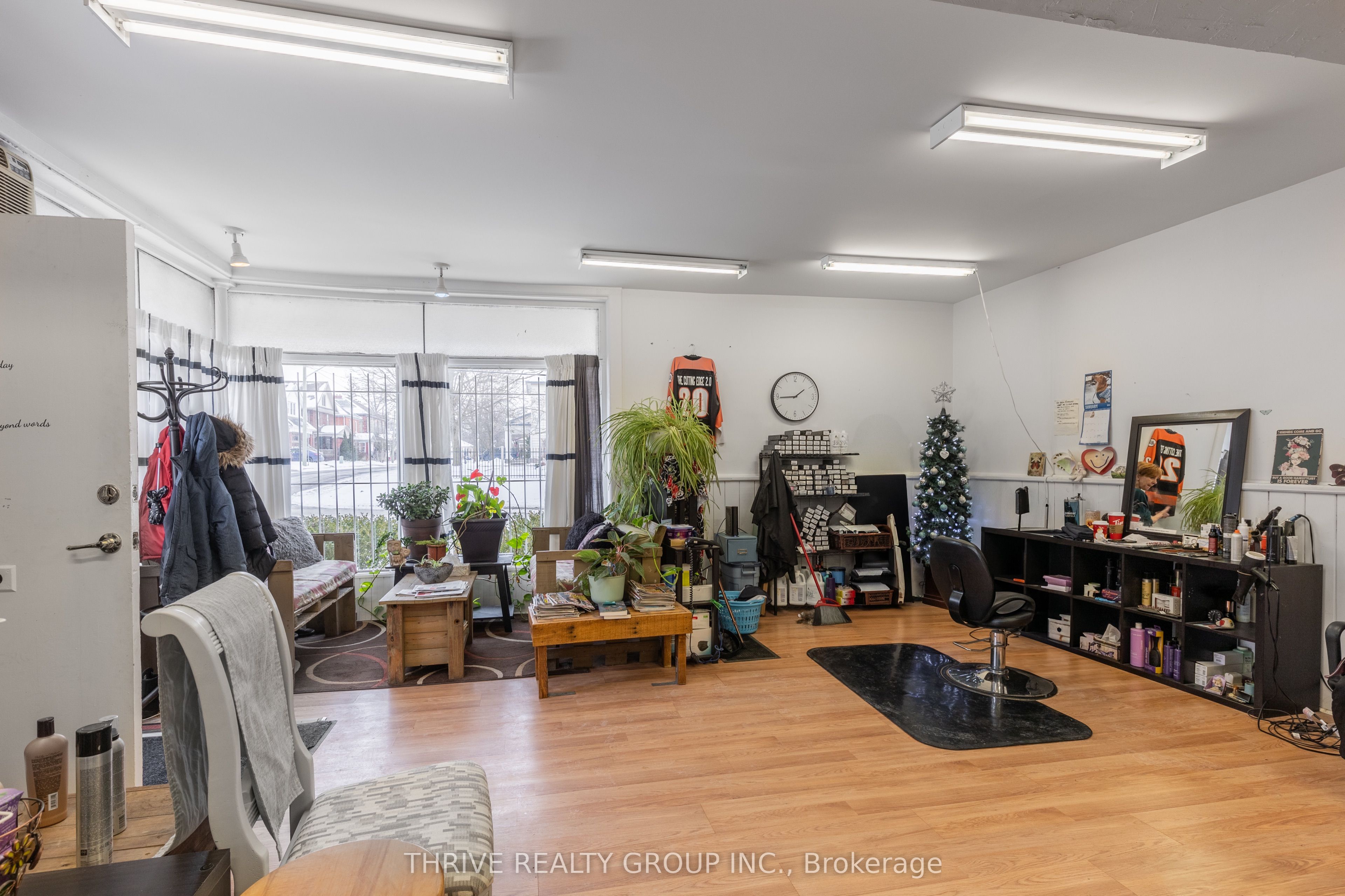 537 Mary Street Property Photo 10