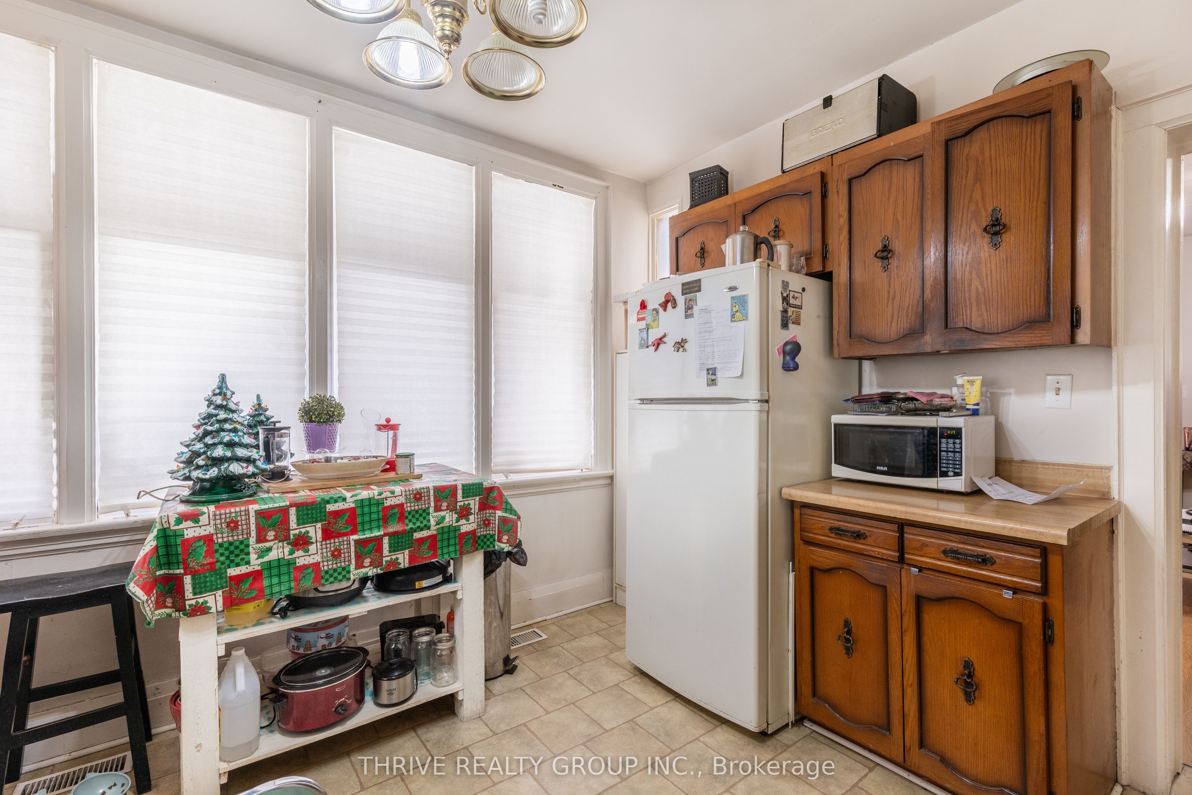 537 Mary Street Property Photo 17