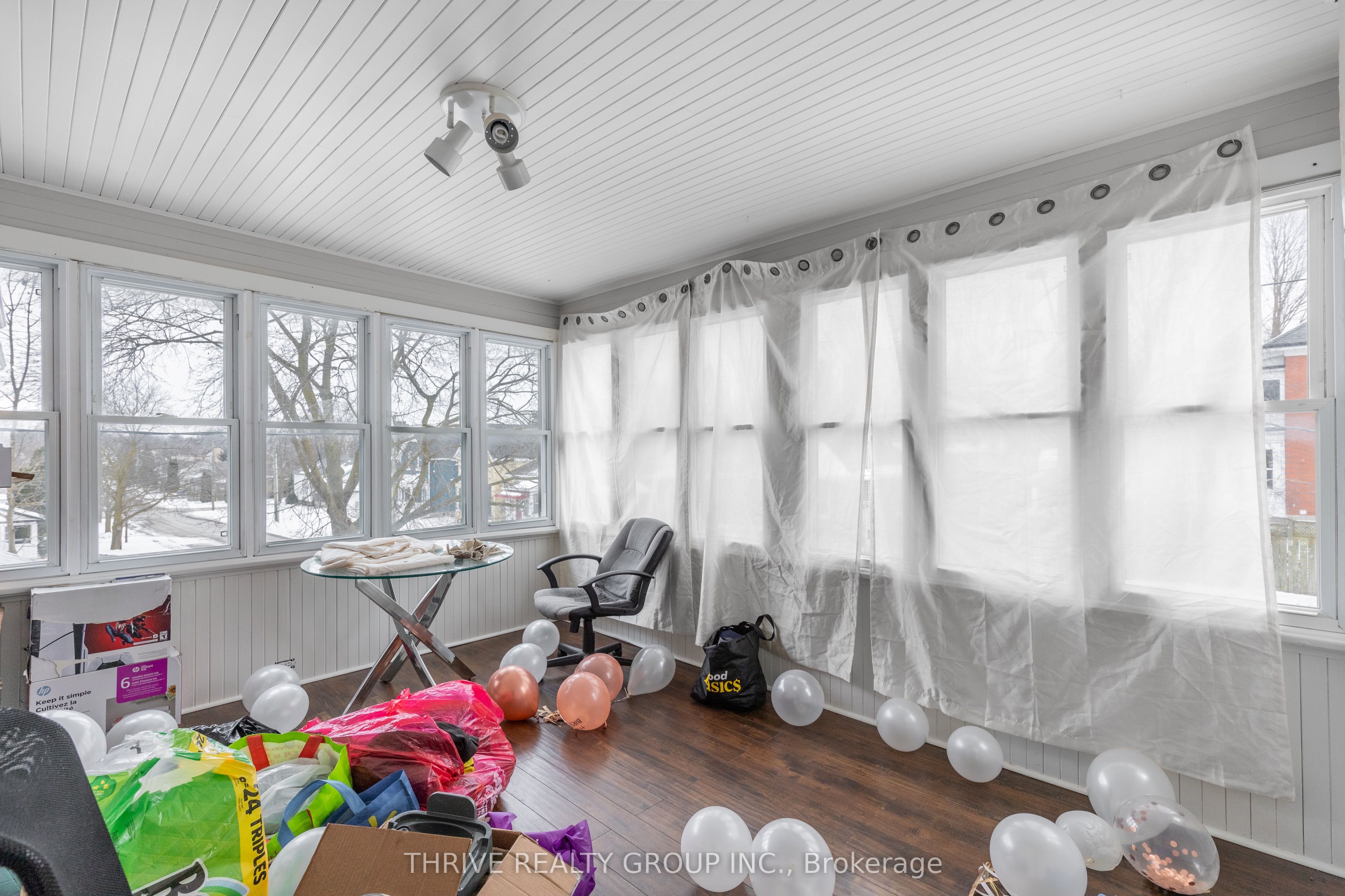 537 Mary Street Property Photo 28