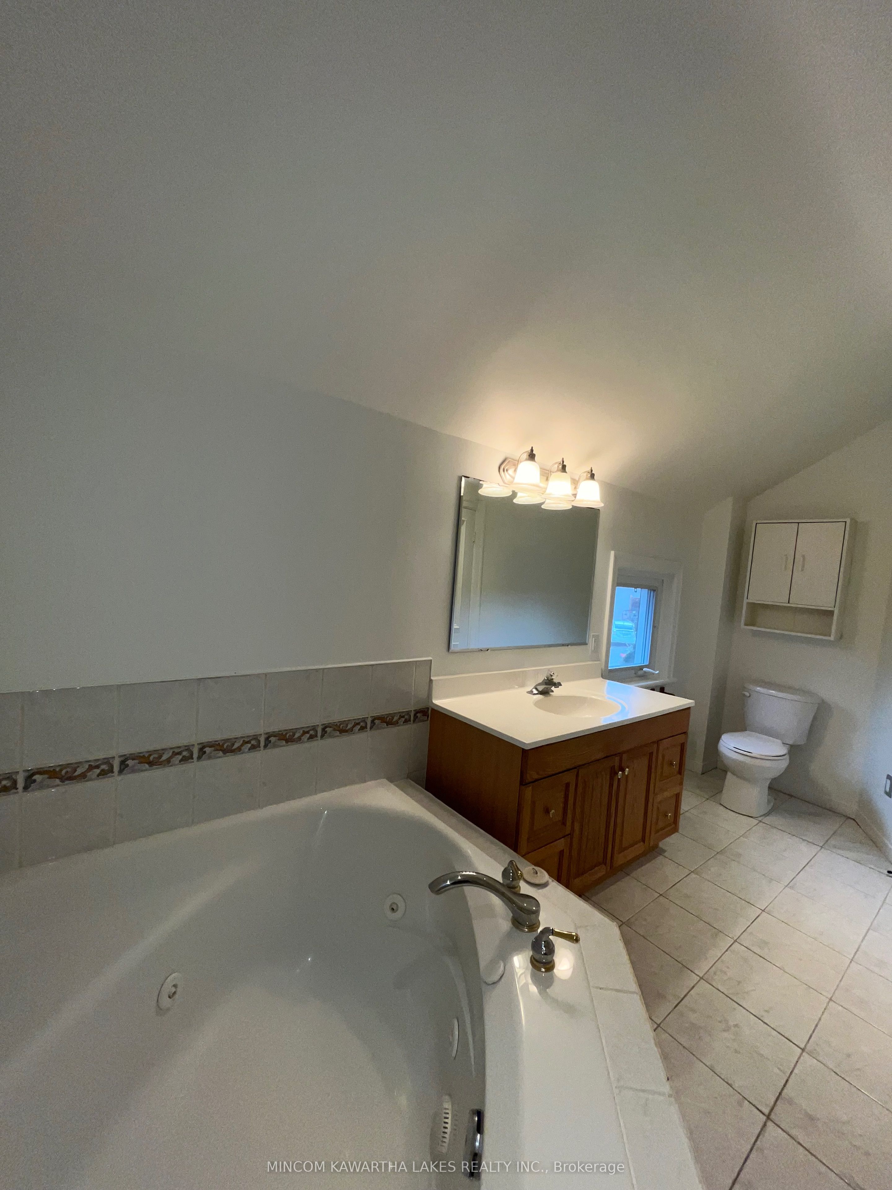 #1 - 363 Lindsay Road Property Photo 21