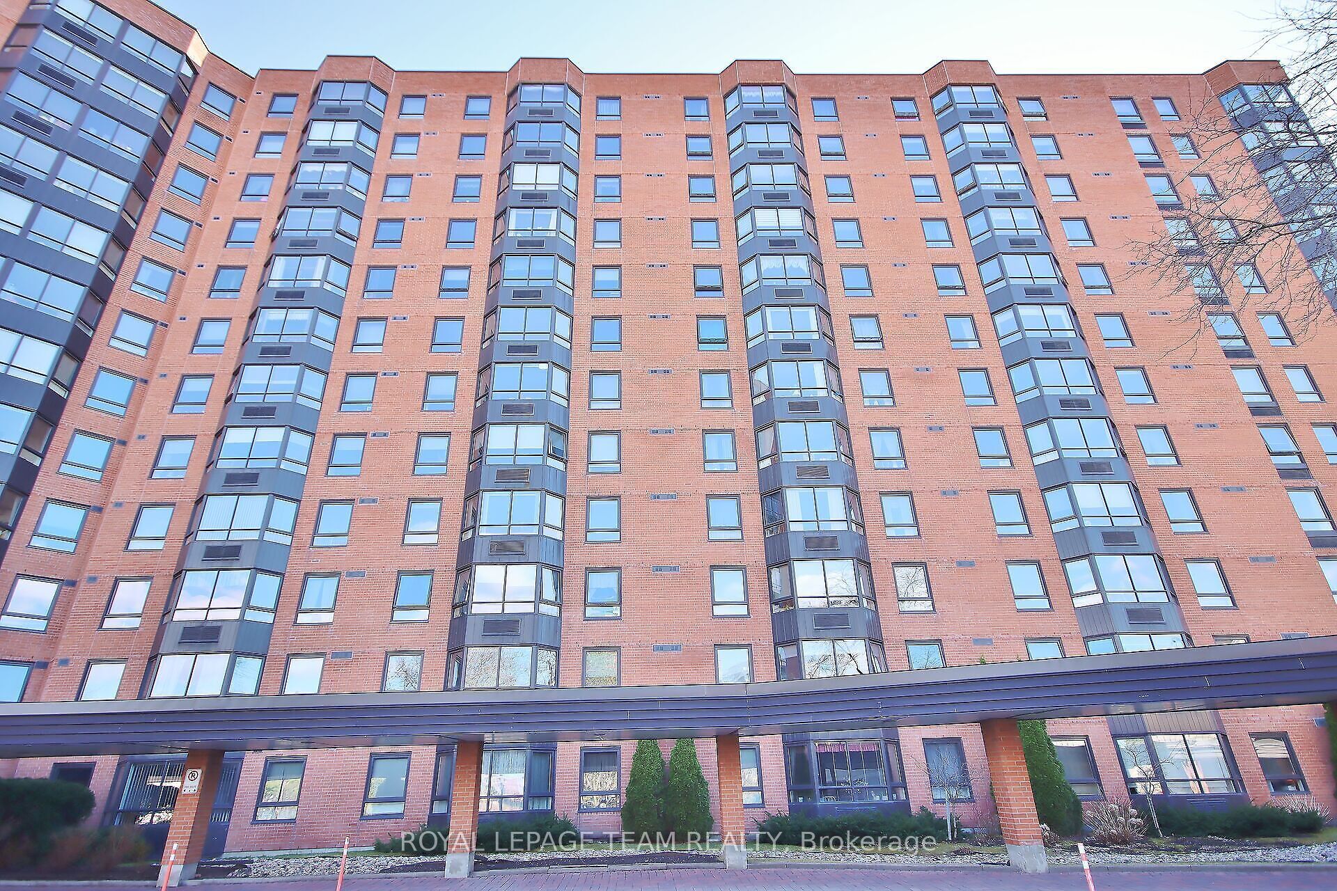 #1209 - 80 Sandcastle Drive Property Photo 2