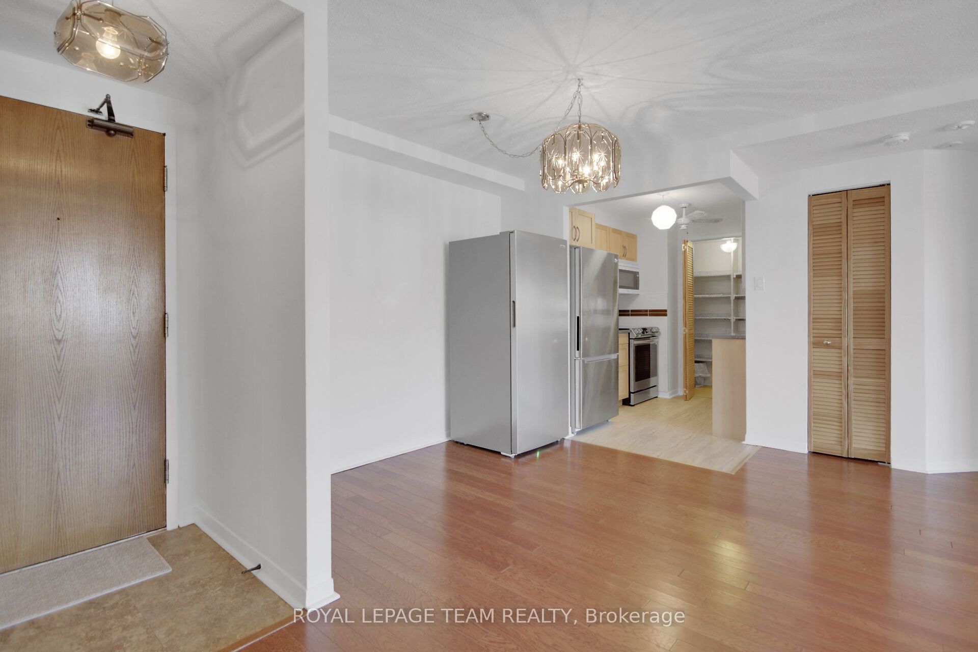 #1209 - 80 Sandcastle Drive Property Photo 15