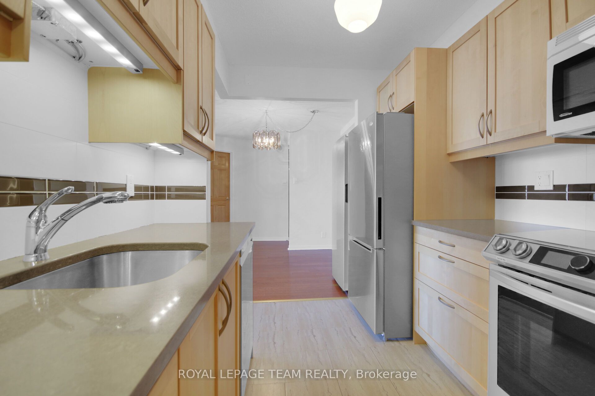 #1209 - 80 Sandcastle Drive Property Photo 22