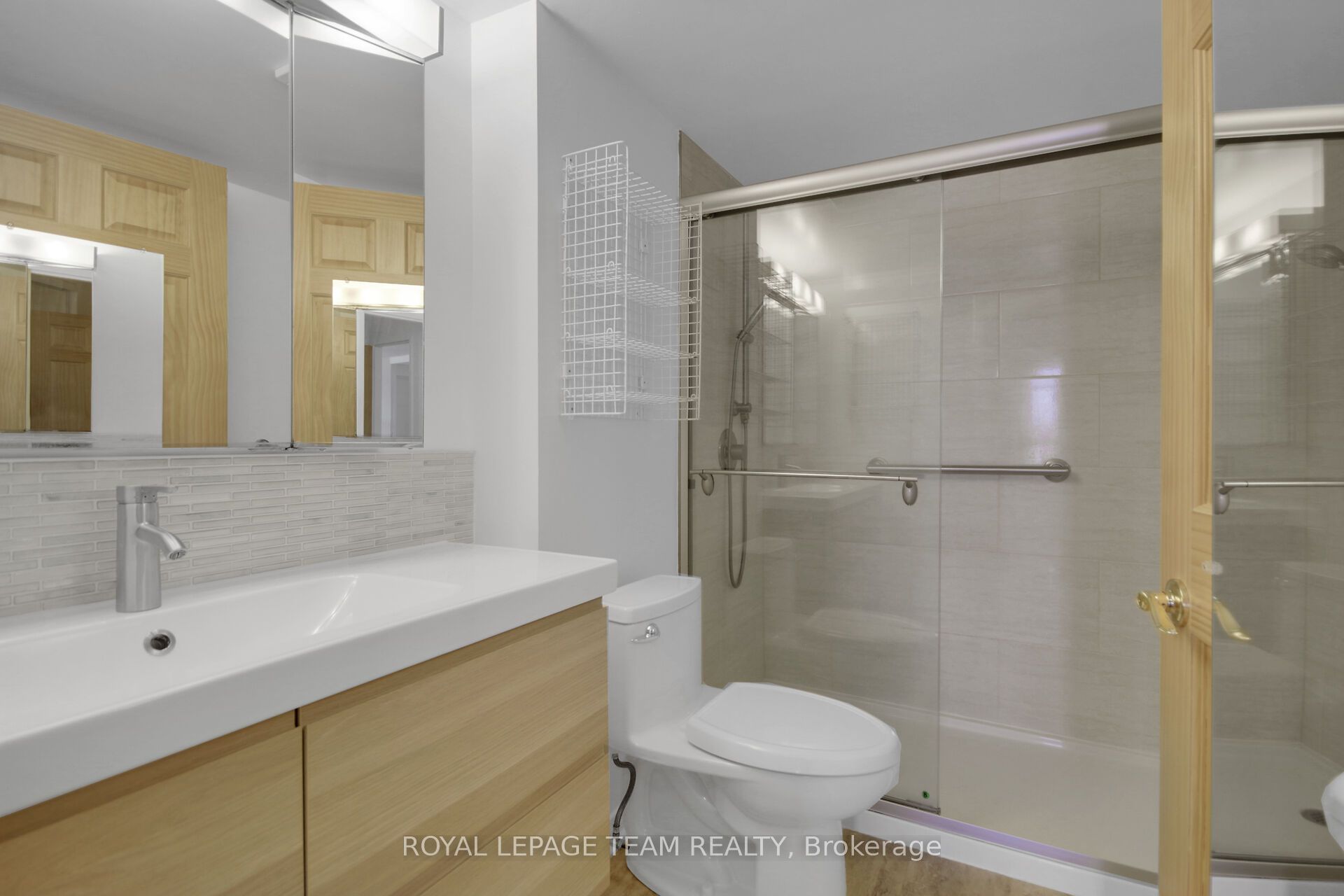#1209 - 80 Sandcastle Drive Property Photo 33