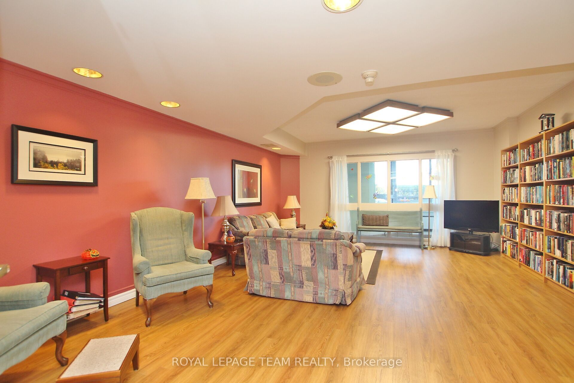 #1209 - 80 Sandcastle Drive Property Photo 40